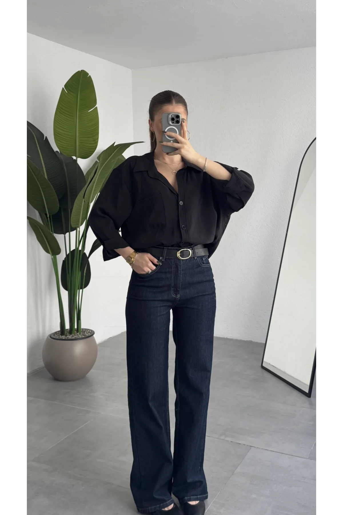 Kadın Siyah Oversize Gömlek Cepli Uzun Kollu Düğmeli Salaş Kesim Günlük & Ofis Şık