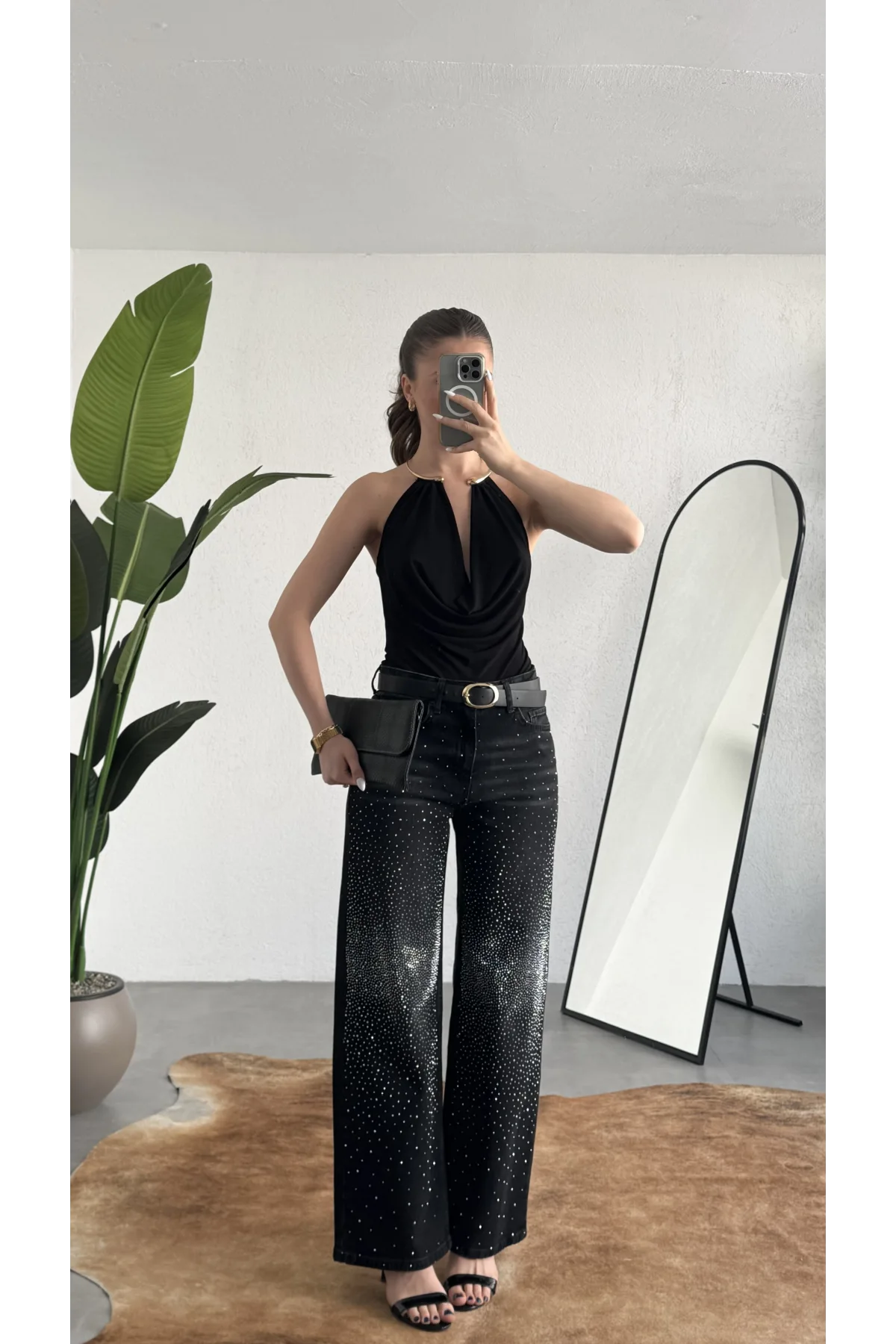 Kadın Siyah Gold Boyun Gold Aksesuarlı Drapeli Sırt Dekolteki Şık Candy BodySuit Bluz