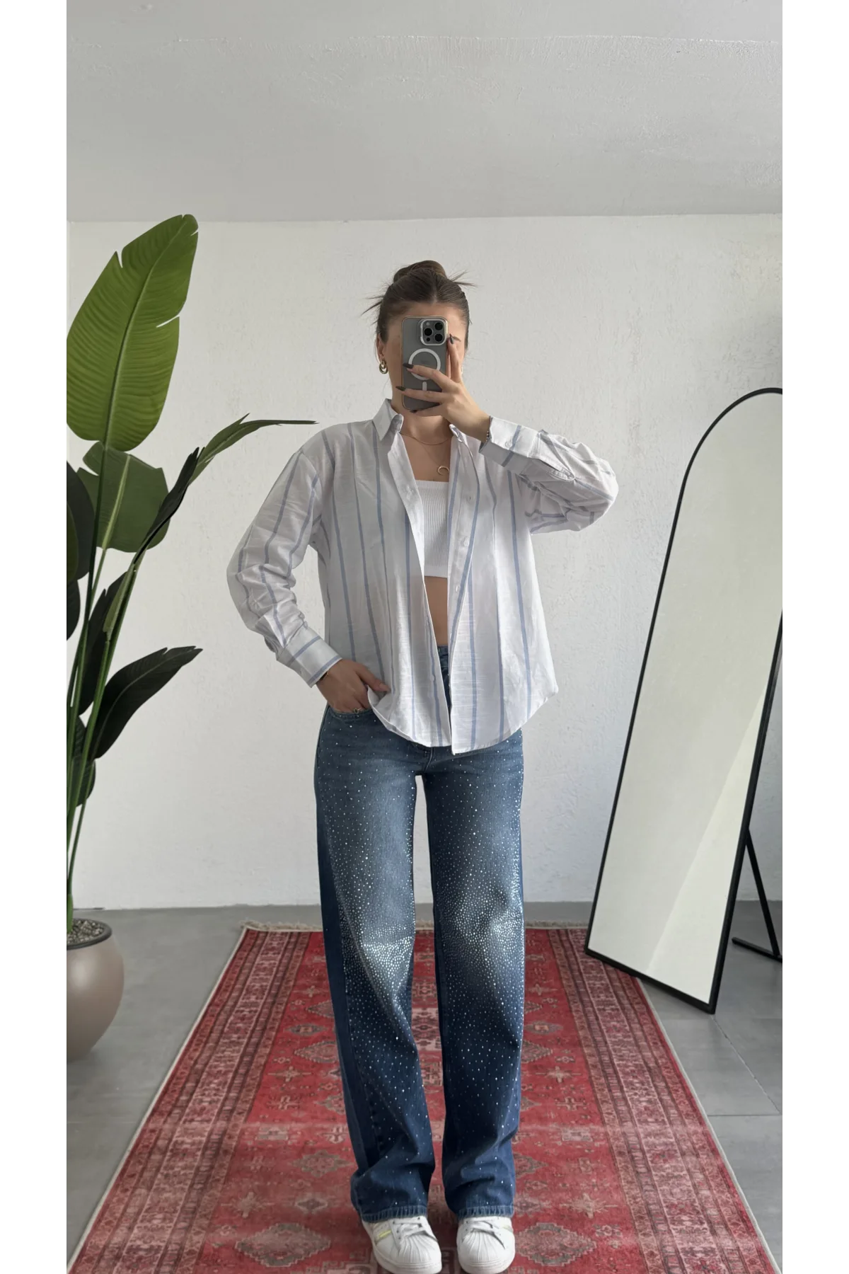 Kadın Kalın Mavi Çizgili Oversize Bel Hızası Salaş Kesim Uzun Kollu Ofis Gömlek