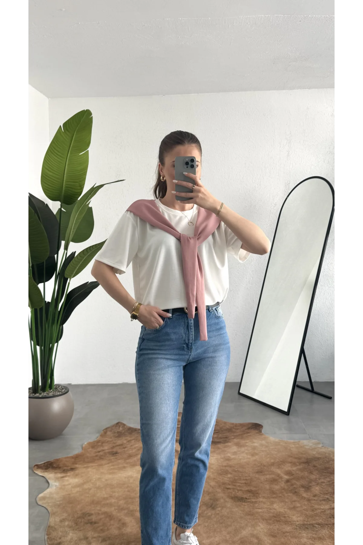 Kadın Beyaz Şal Detaylı Oversize Basic Kadın Tişört Bluz Pembe Bağlamalı Casual Model