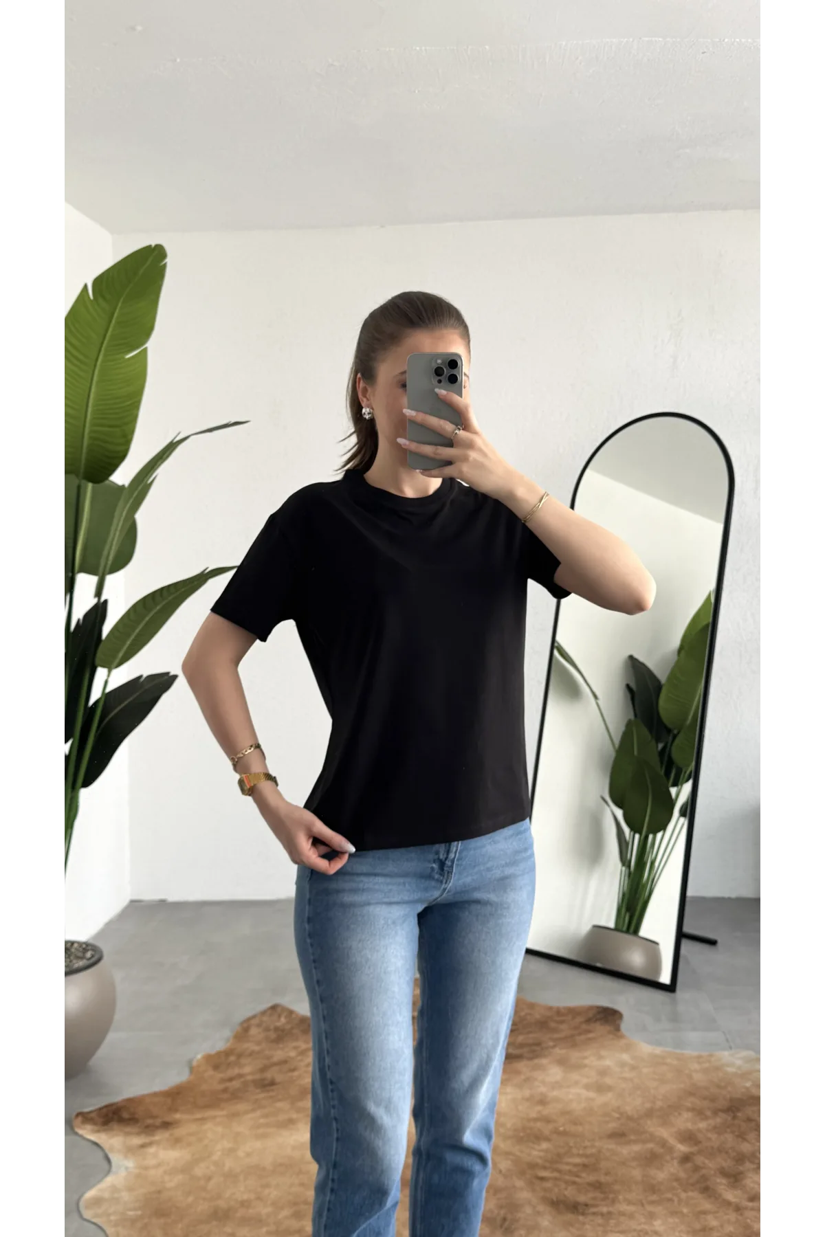 Kadn Siyah Bisiklet Yaka Kısa Kollu Full Likralı Esnek Bluz Body