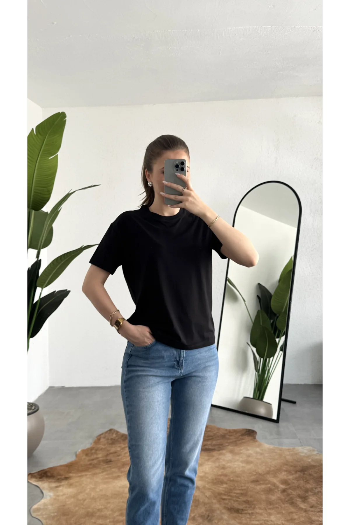 Kadn Siyah Bisiklet Yaka Kısa Kollu Full Likralı Esnek Bluz Body