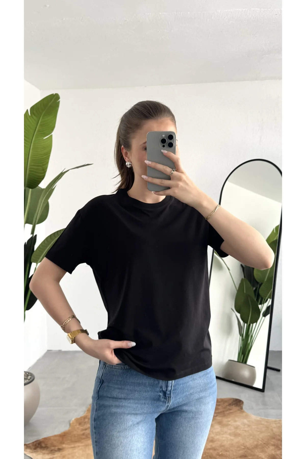 Kadn Siyah Bisiklet Yaka Kısa Kollu Full Likralı Esnek Bluz Body