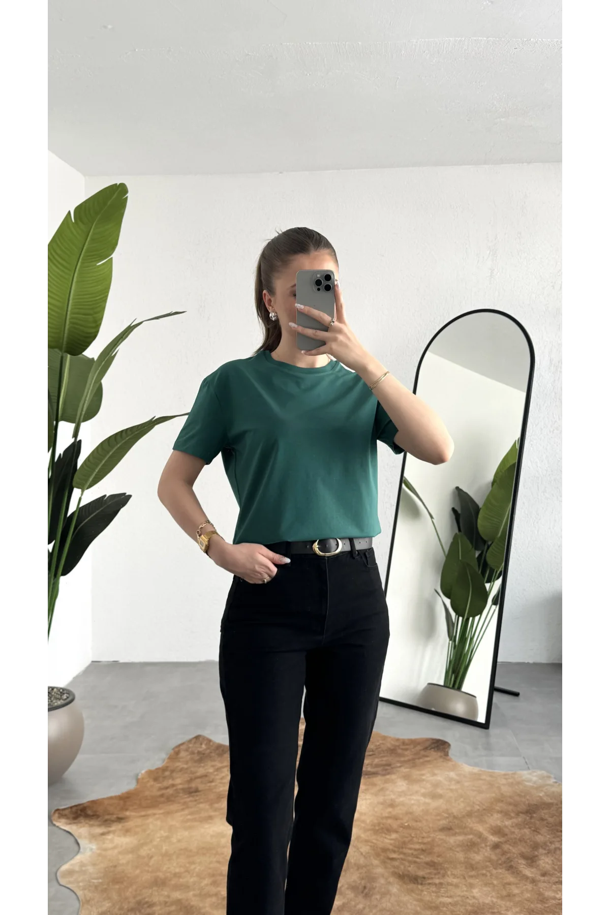 Kadn Koyu Yeşil Bisiklet Yaka Kısa Kollu Full Likralı Esnek Bluz Body