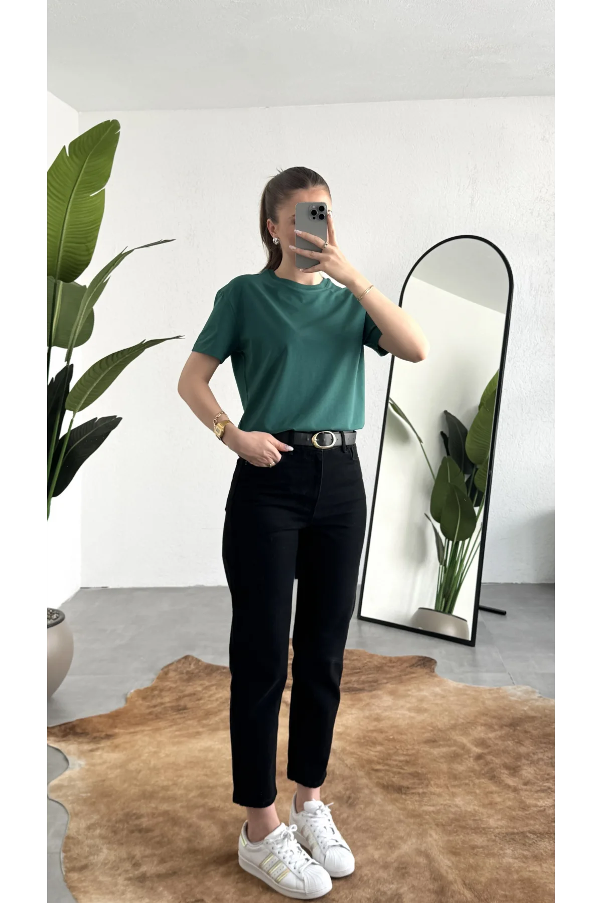 Kadn Koyu Yeşil Bisiklet Yaka Kısa Kollu Full Likralı Esnek Bluz Body