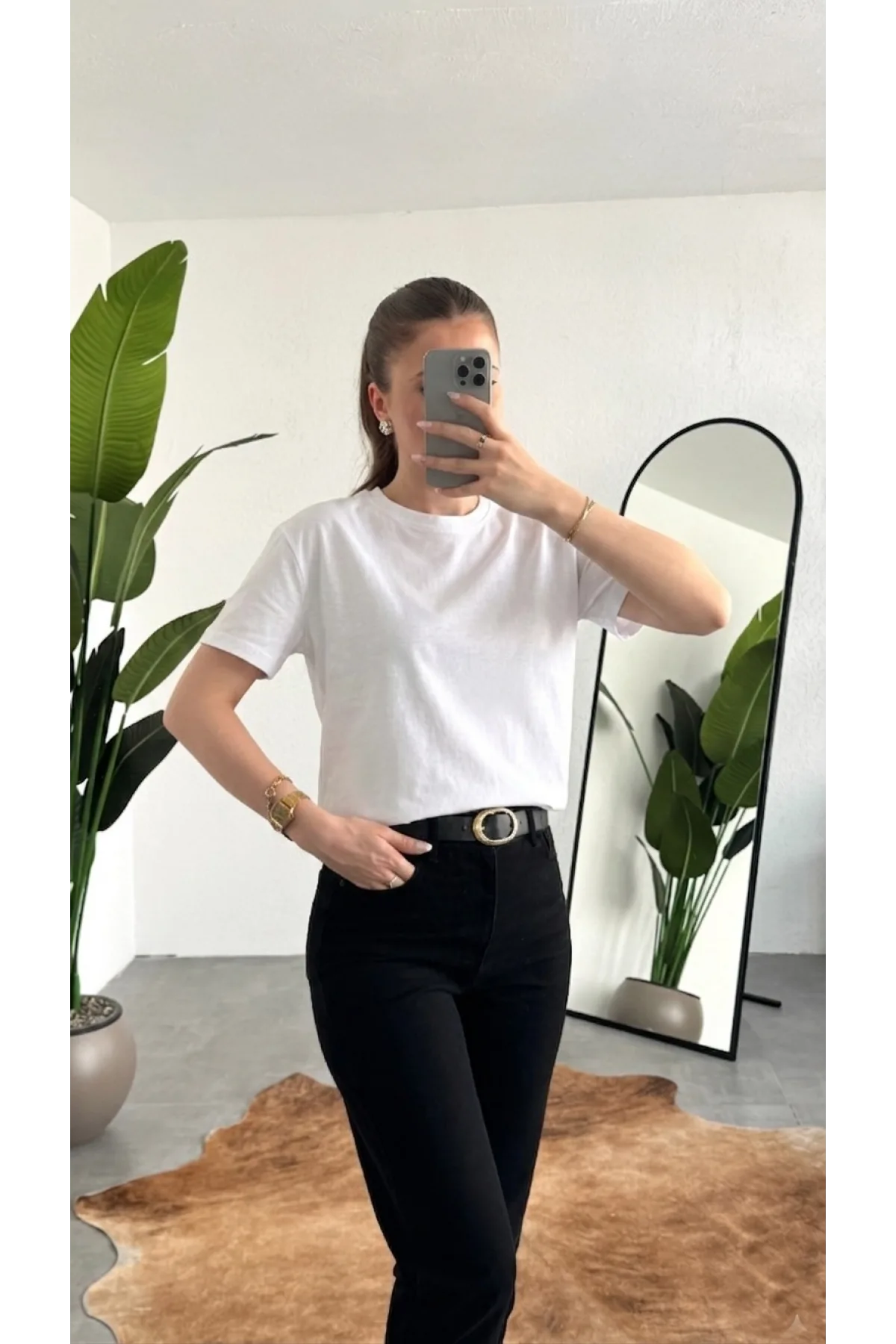 Kadn Beyaz Bisiklet Yaka Kısa Kollu Full Likralı Esnek Bluz Body