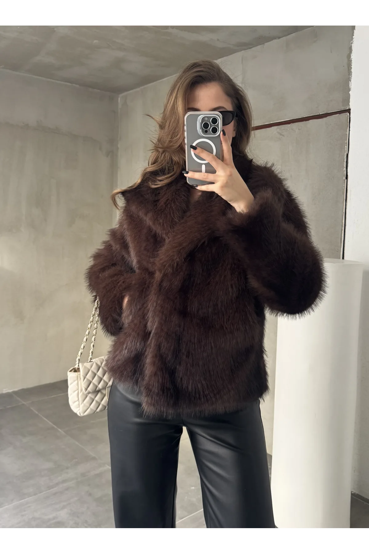 Acı Kahve Şal Yaka Jakarlı Çıt Çıtlı Cepli Geniş Kalıp Lolita Suni Kürk