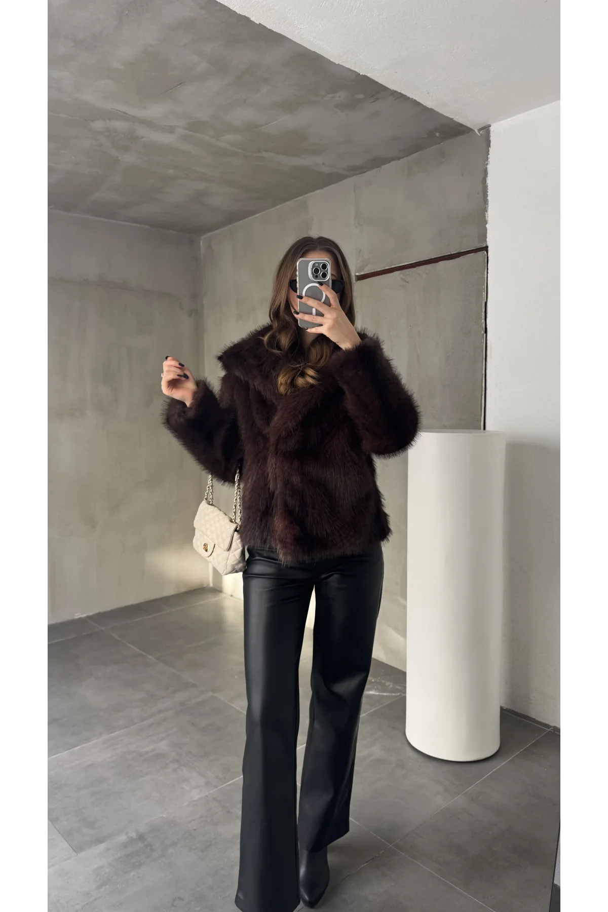 Acı Kahve Şal Yaka Jakarlı Çıt Çıtlı Cepli Geniş Kalıp Lolita Suni Kürk