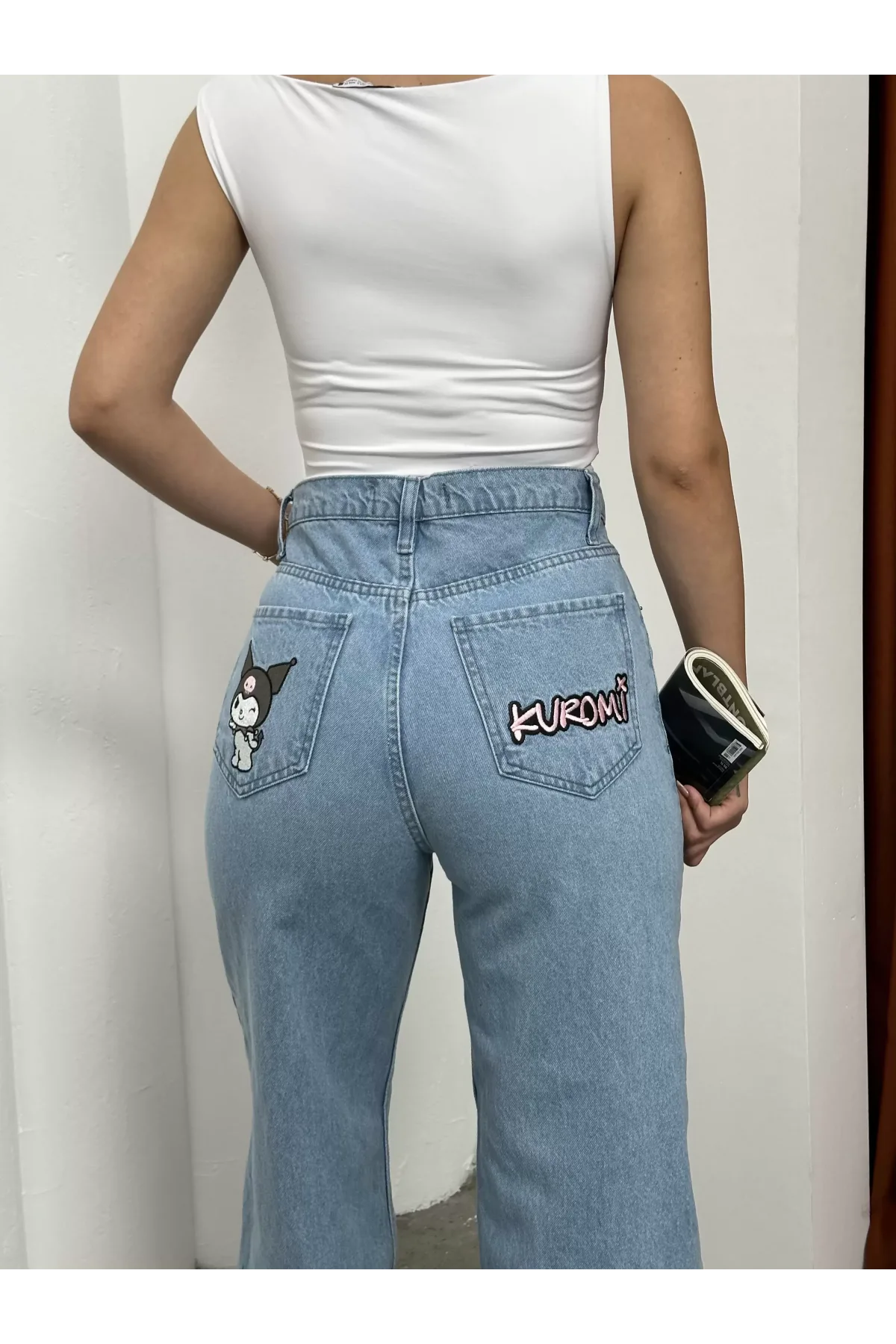 Açık Mavi Cep İşleme Detaylı Yıkamalı Baggy Geniş Paça Yüksek Bel Oturtmalı Jean Kot Pantolon