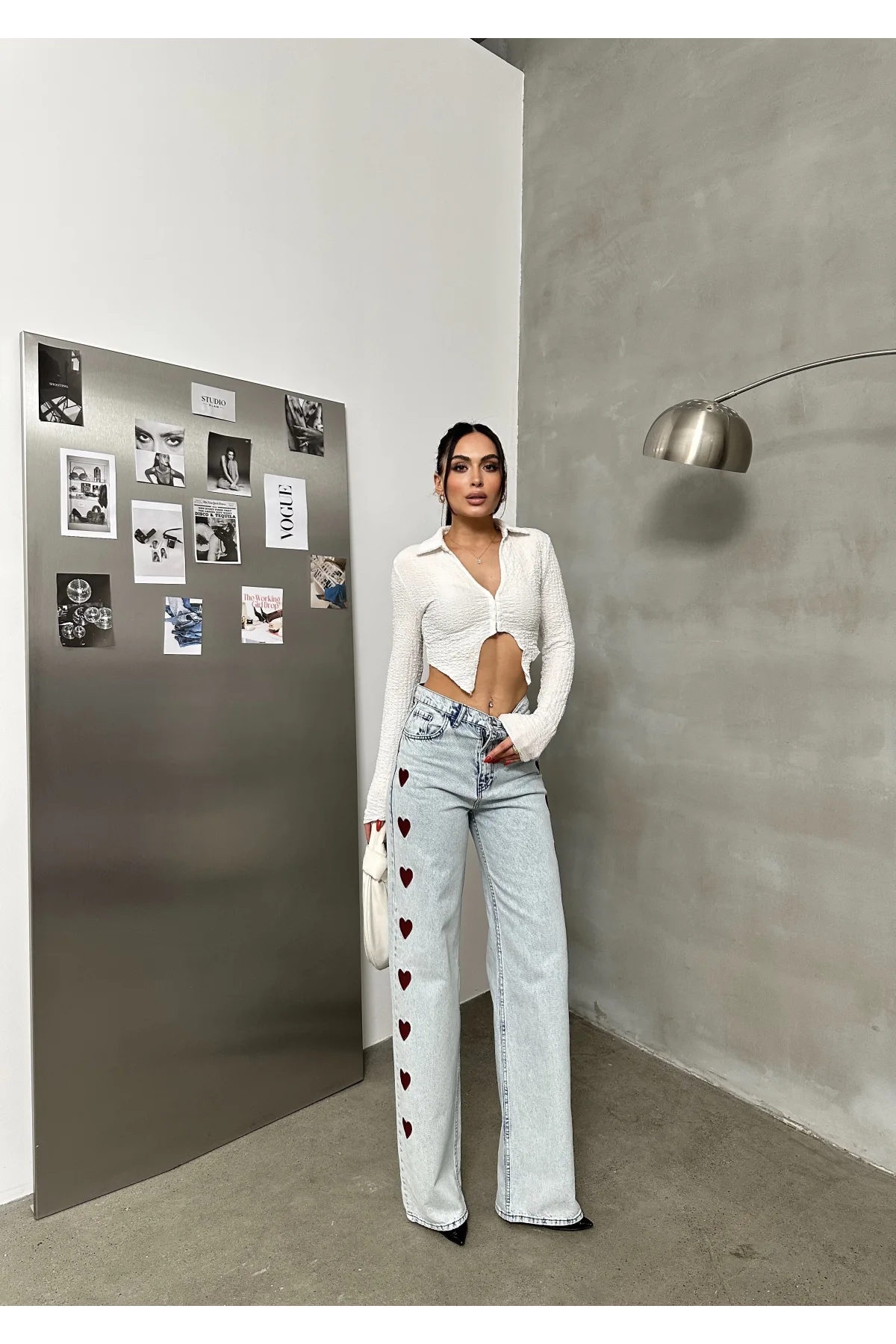 Açık Mavi Kalp İşlemeli Yıkamalı Baggy Geniş Paça Yüksek Bel Oturtmalı Jean Kot Pantolon