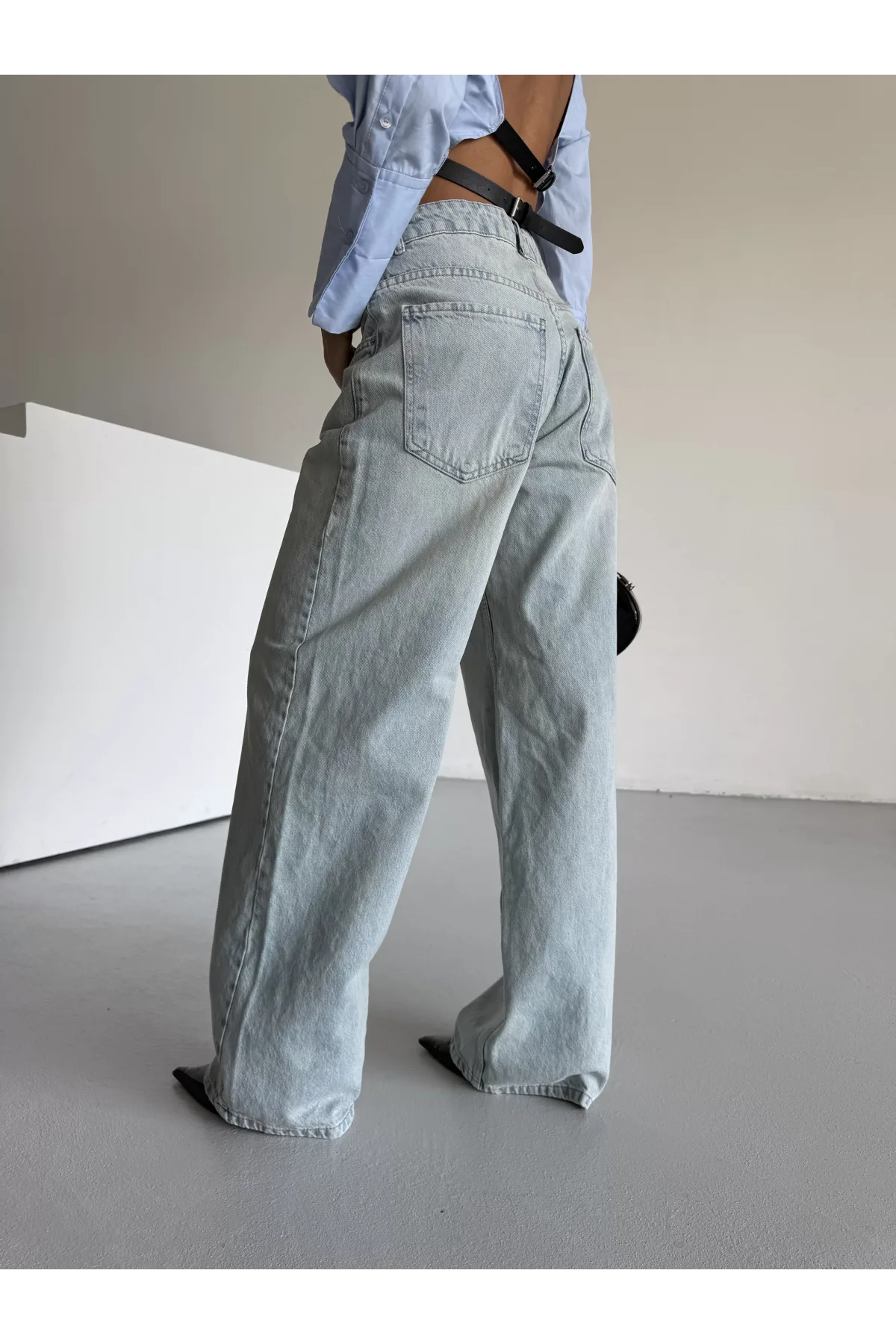 Açık Mavi Yıkamalı Baggy Geniş Paça Yüksel Bel Oturtmalı Jean Kot Pantolon