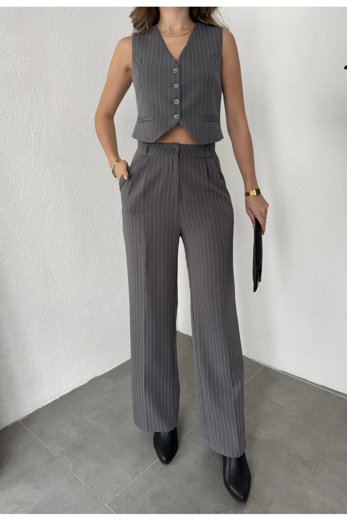 Antrasit Çizgili Pileli Tam Kalıp Bel Oturtmalı Geniş Paça Palazzo Pantolon