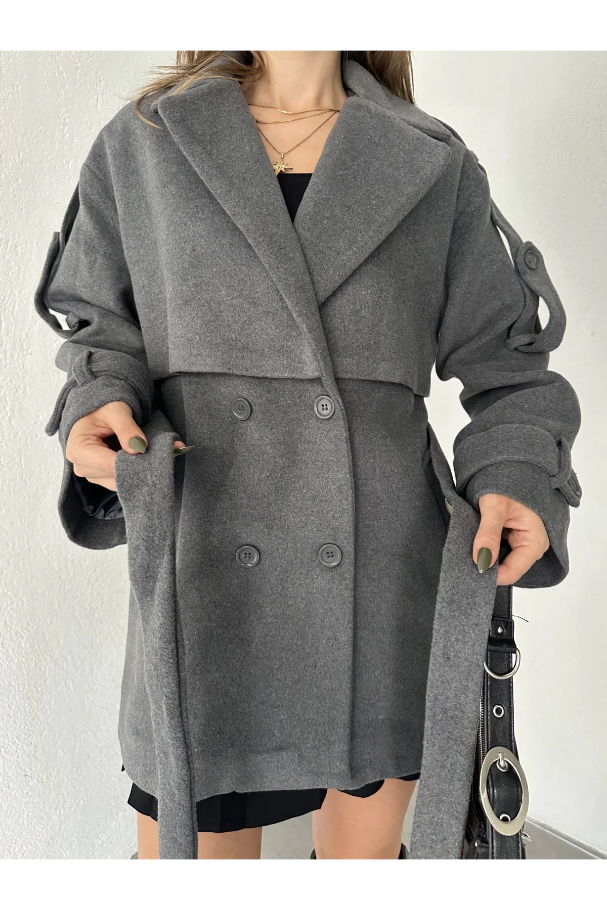 Antrasit Kruvaze Oversize Astarlı Cepli Kuşaklı Kaşe Mont Kaban