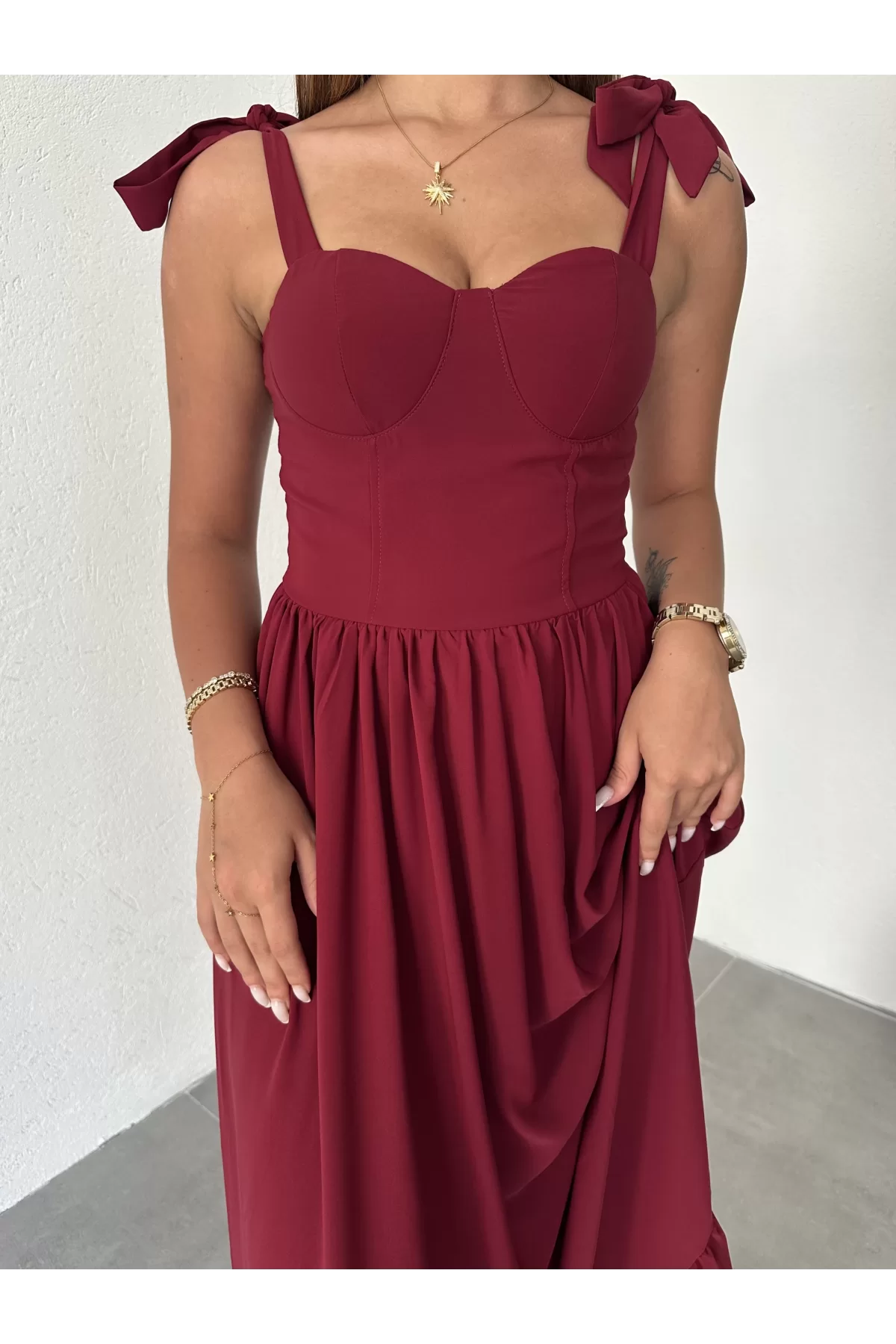 Bordo Ayarlanabilir Askılı Glop Midi Boy Elbise