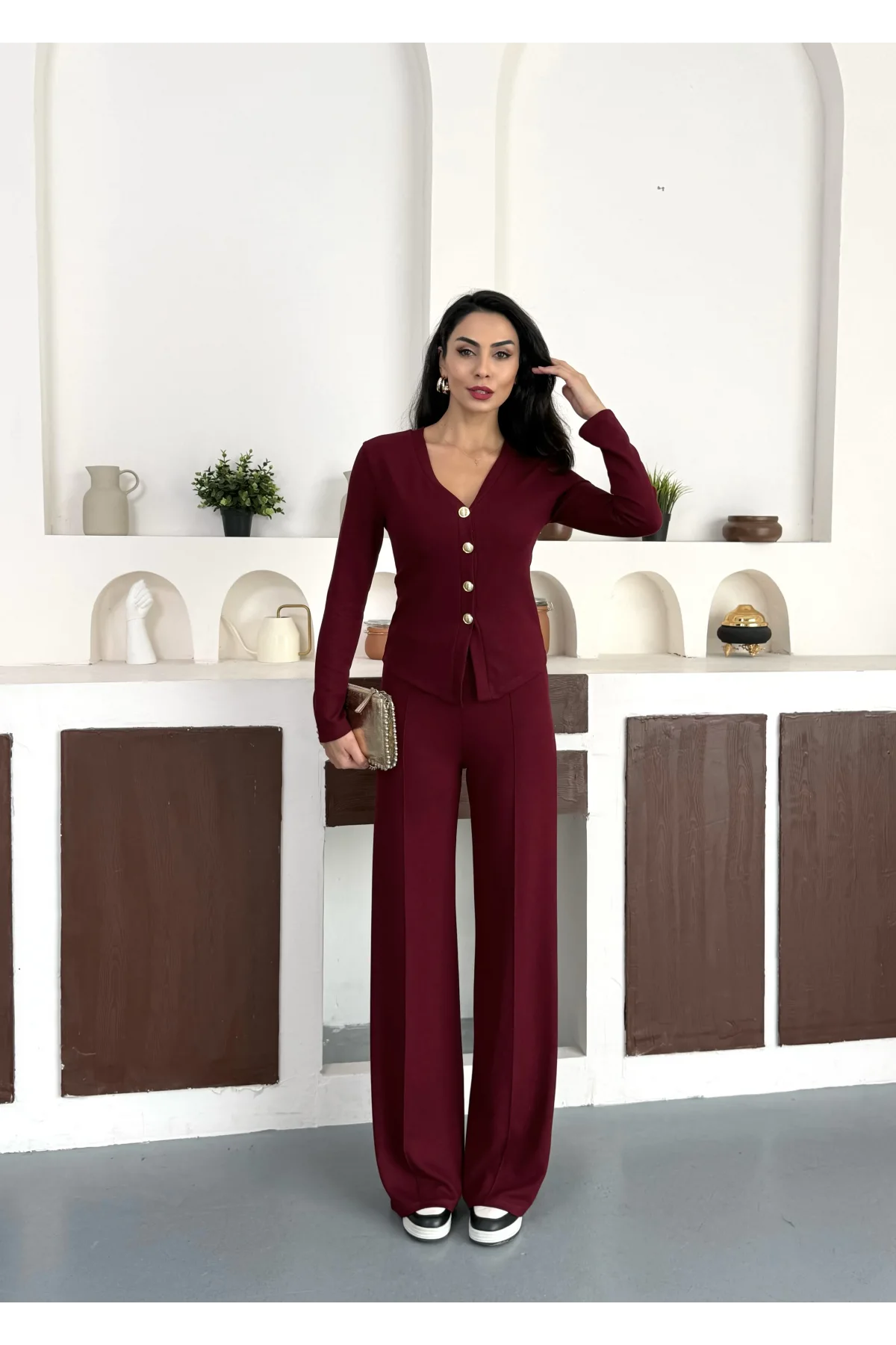 Bordo Gold Düğme Detaylı V Yaka Hırka İspanyol Paça Çimalı Viral Günlük Takım