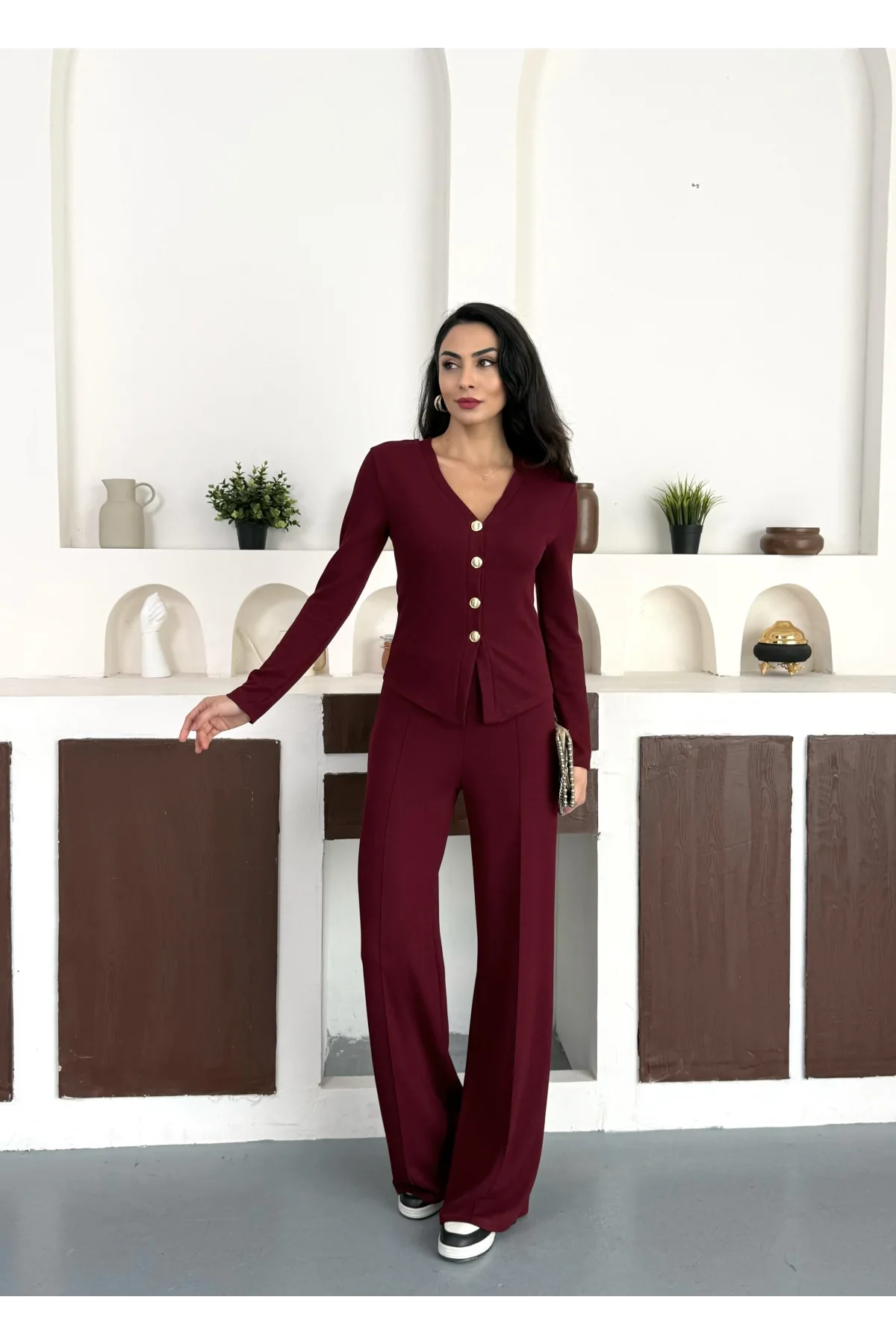 Bordo Gold Düğme Detaylı V Yaka Hırka İspanyol Paça Çimalı Viral Günlük Takım