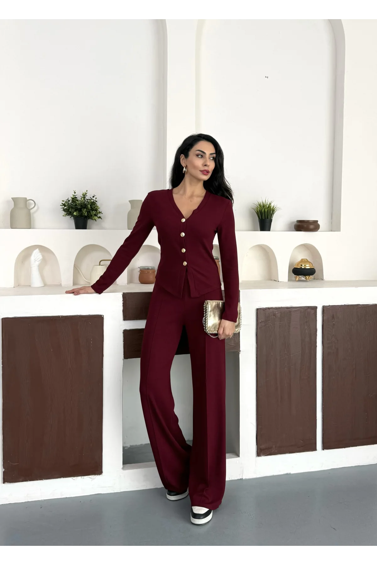 Bordo Gold Düğme Detaylı V Yaka Hırka İspanyol Paça Çimalı Viral Günlük Takım