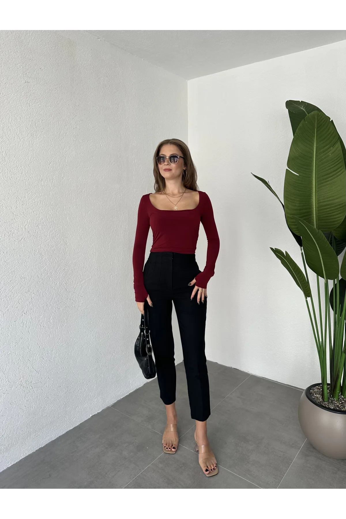 Bordo Kare Yaka Parmak Geçirmeli Uzun Kol Candy Body Bluz