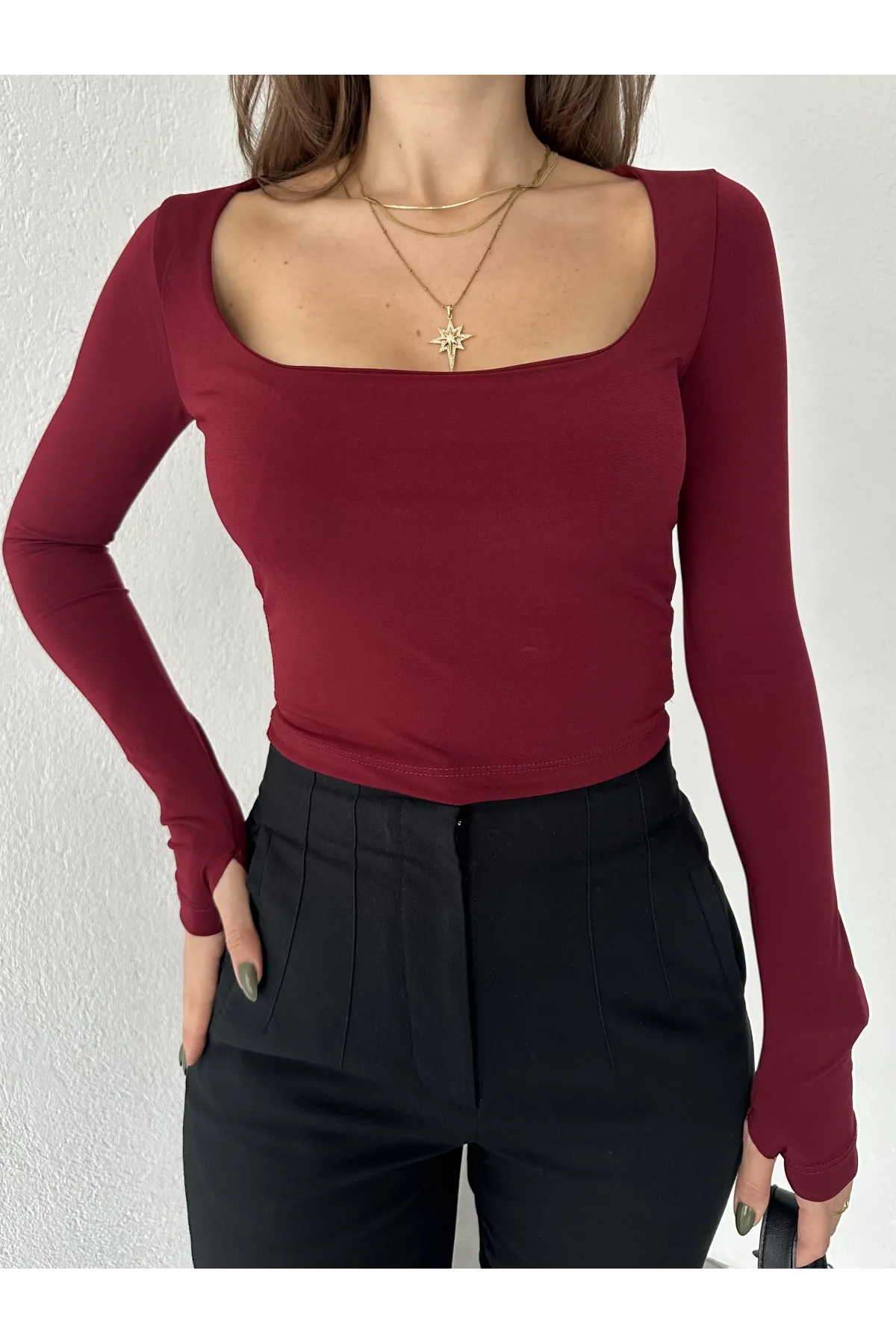 Bordo Kare Yaka Parmak Geçirmeli Uzun Kol Candy Body Bluz
