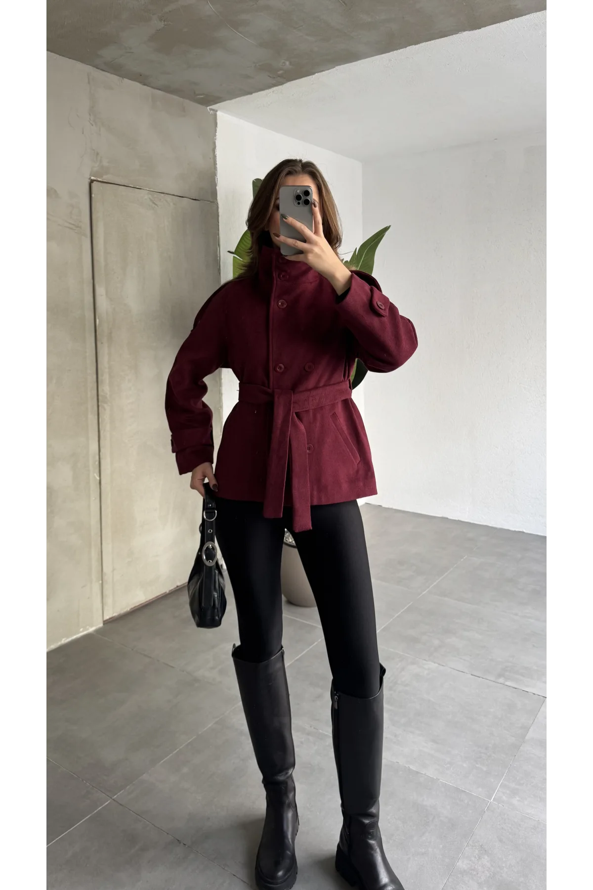 Bordo Kruvaze Boğazlı Dik Yaka Düğmeli Apoletli Kaşe Kaban Mont