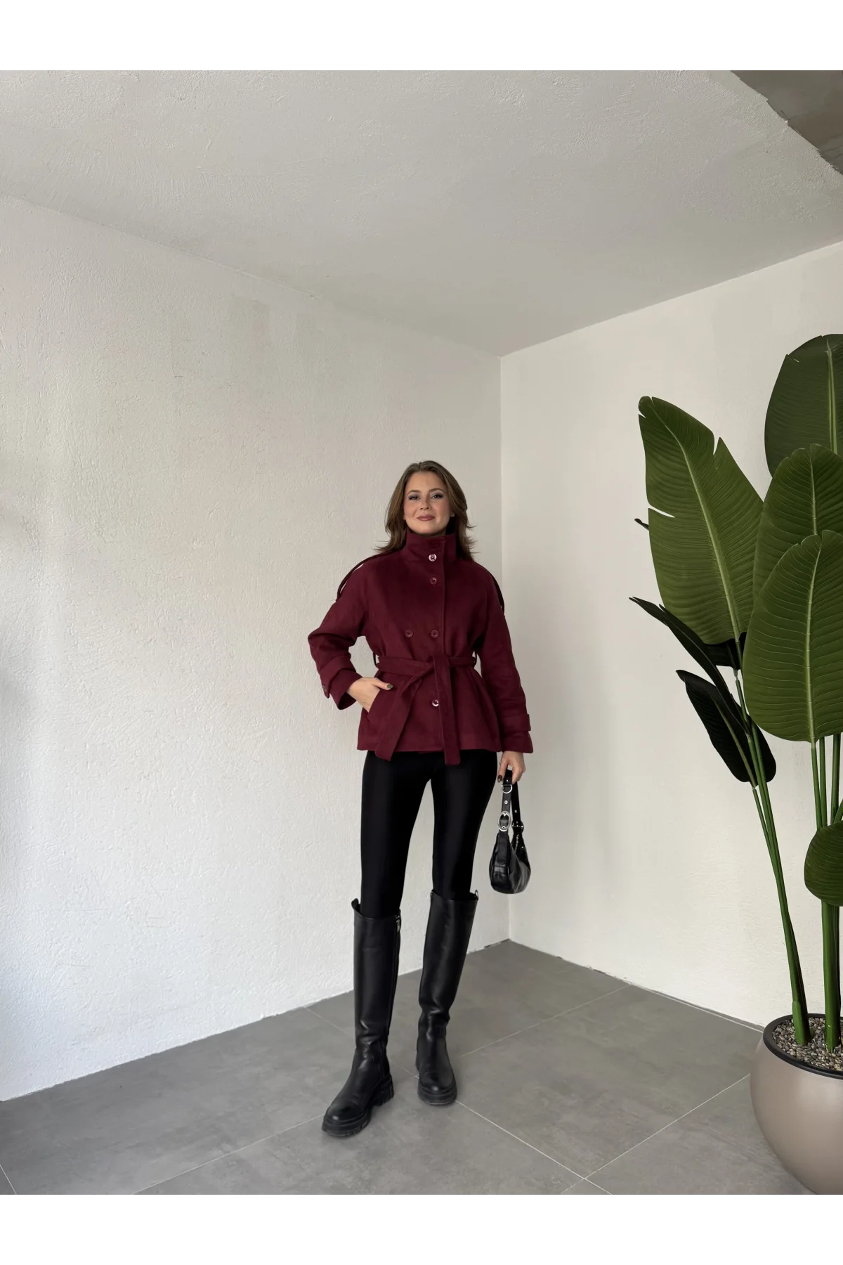 Bordo Kruvaze Boğazlı Dik Yaka Düğmeli Apoletli Kaşe Kaban Mont