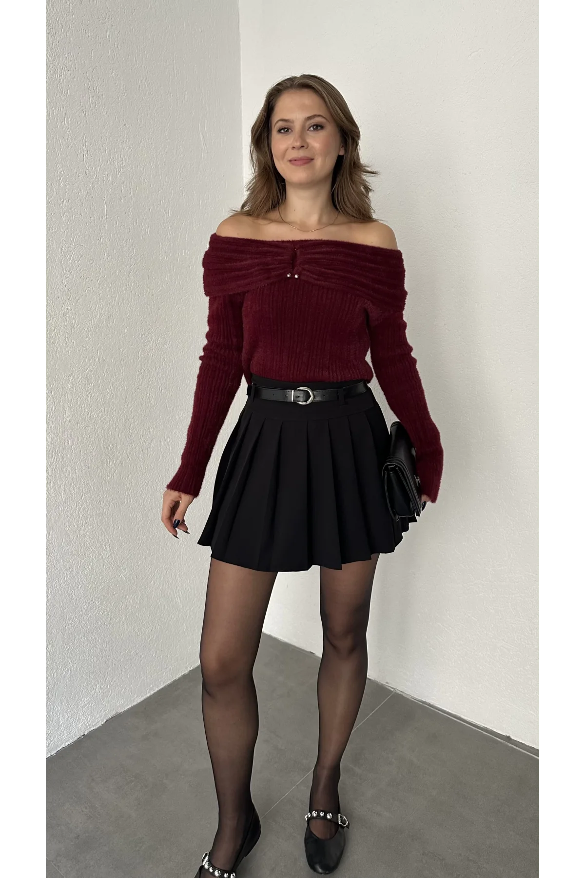 Bordo Madonna Yaka Aksesuarlı Sakallı Premium Yumoş Triko Kazak