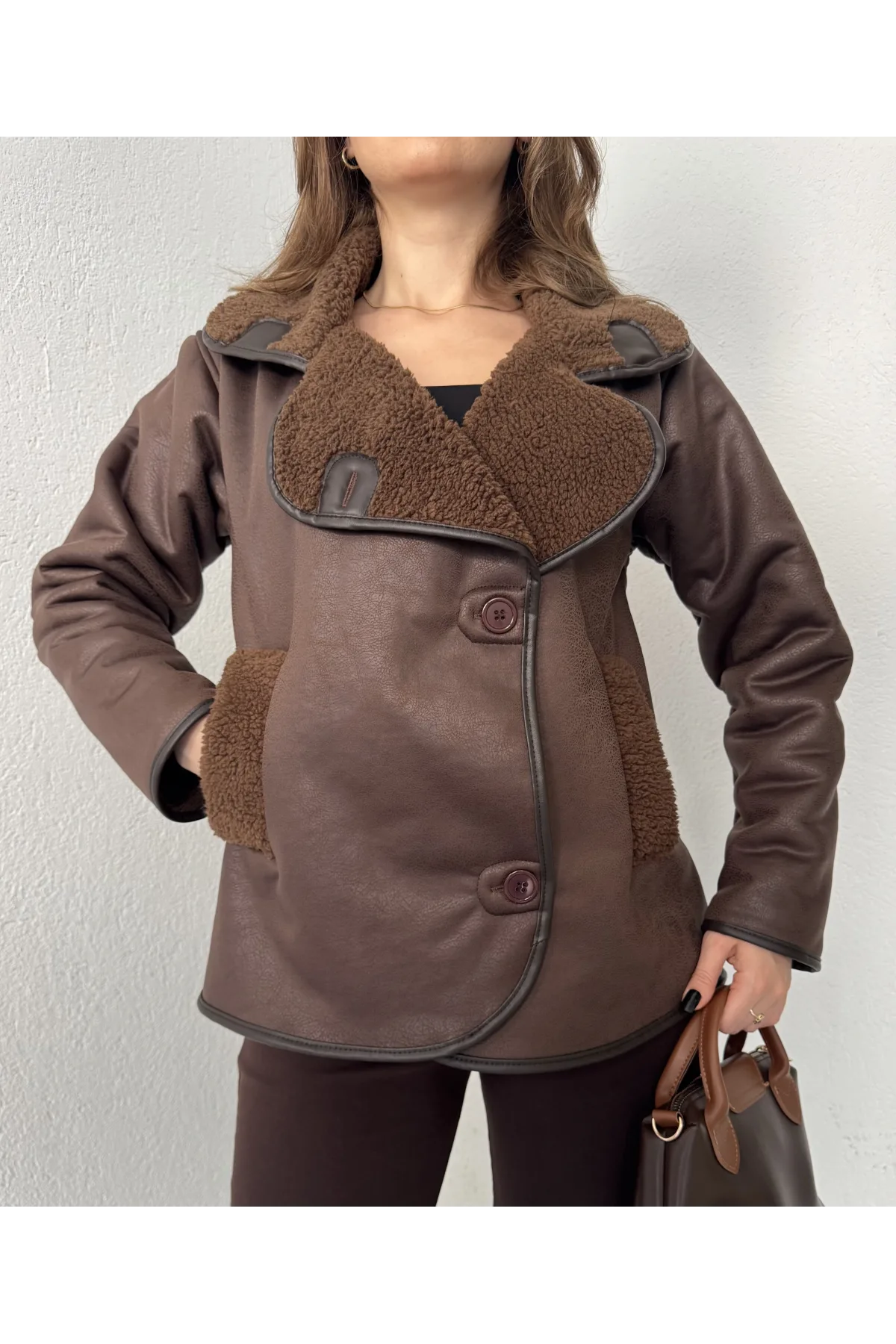 Kahverengi Düğmeli İçi Yünlü Vintage Oversize Süet Ceket Mont