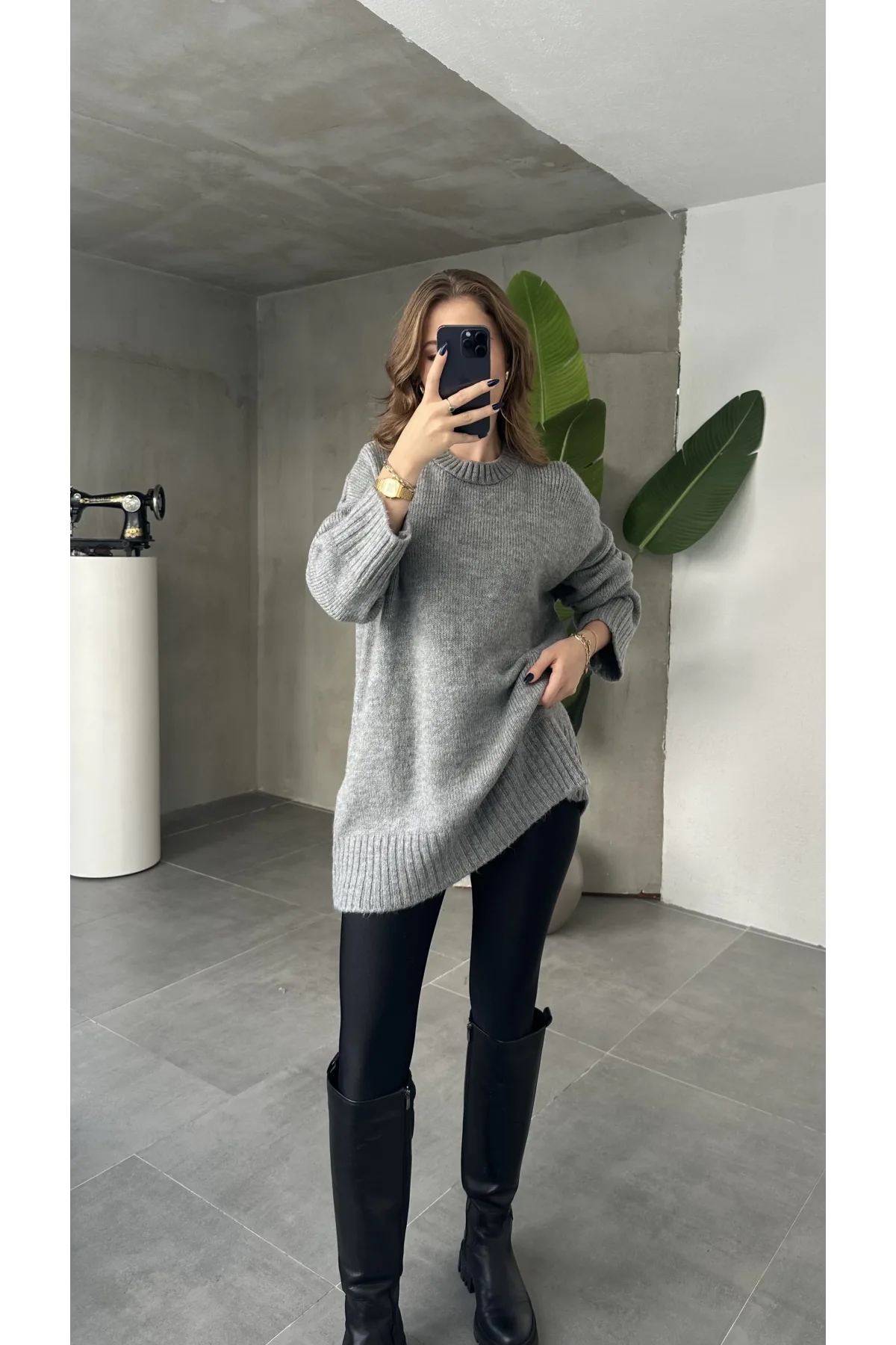 Gri Bisiklet Yaka Tam Salaş Oversize Uzun Triko Kazak