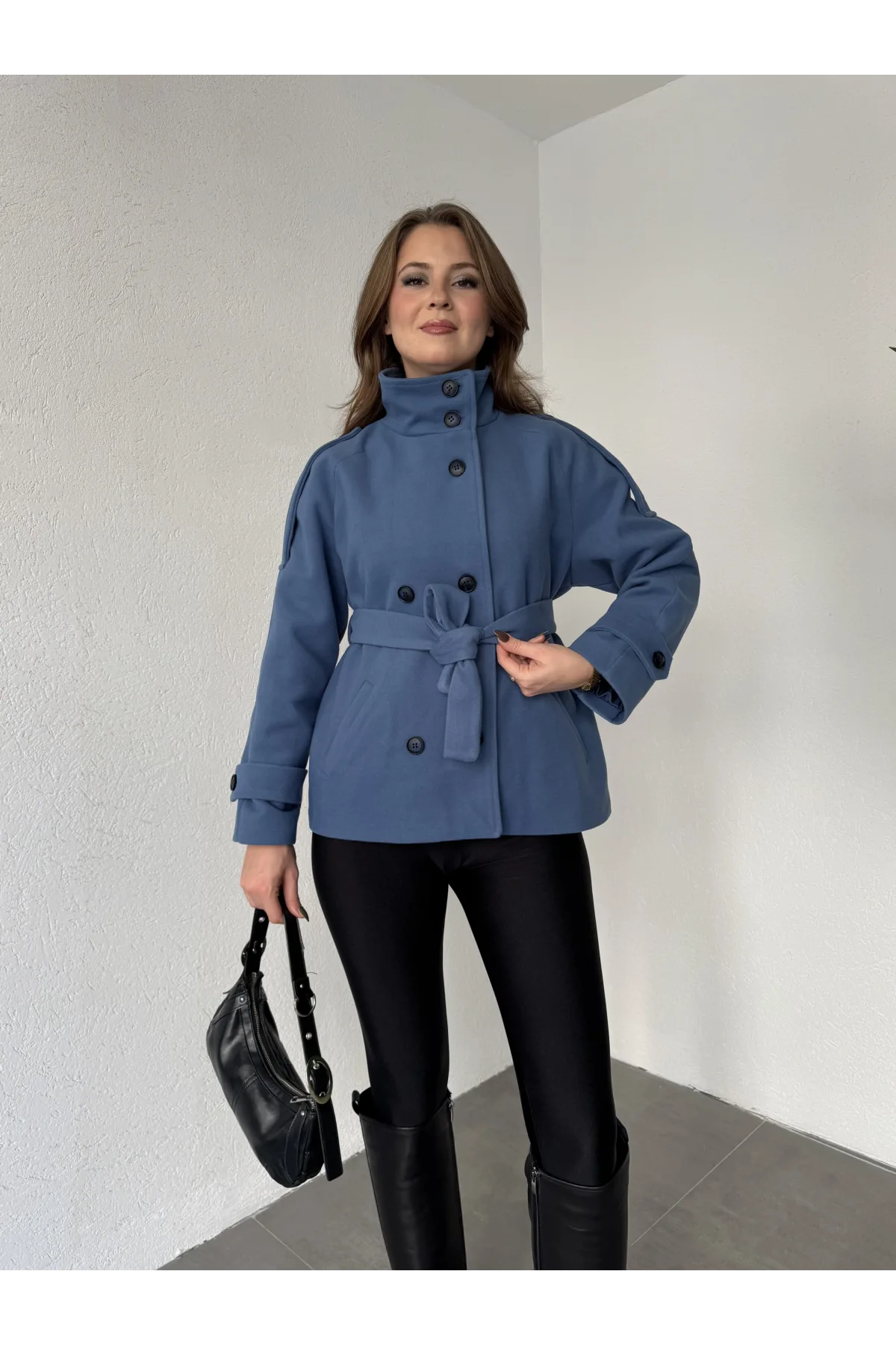 İndigo Mavi Kruvaze Boğazlı Dik Yaka Düğmeli Apoletli Kaşe Kaban Mont