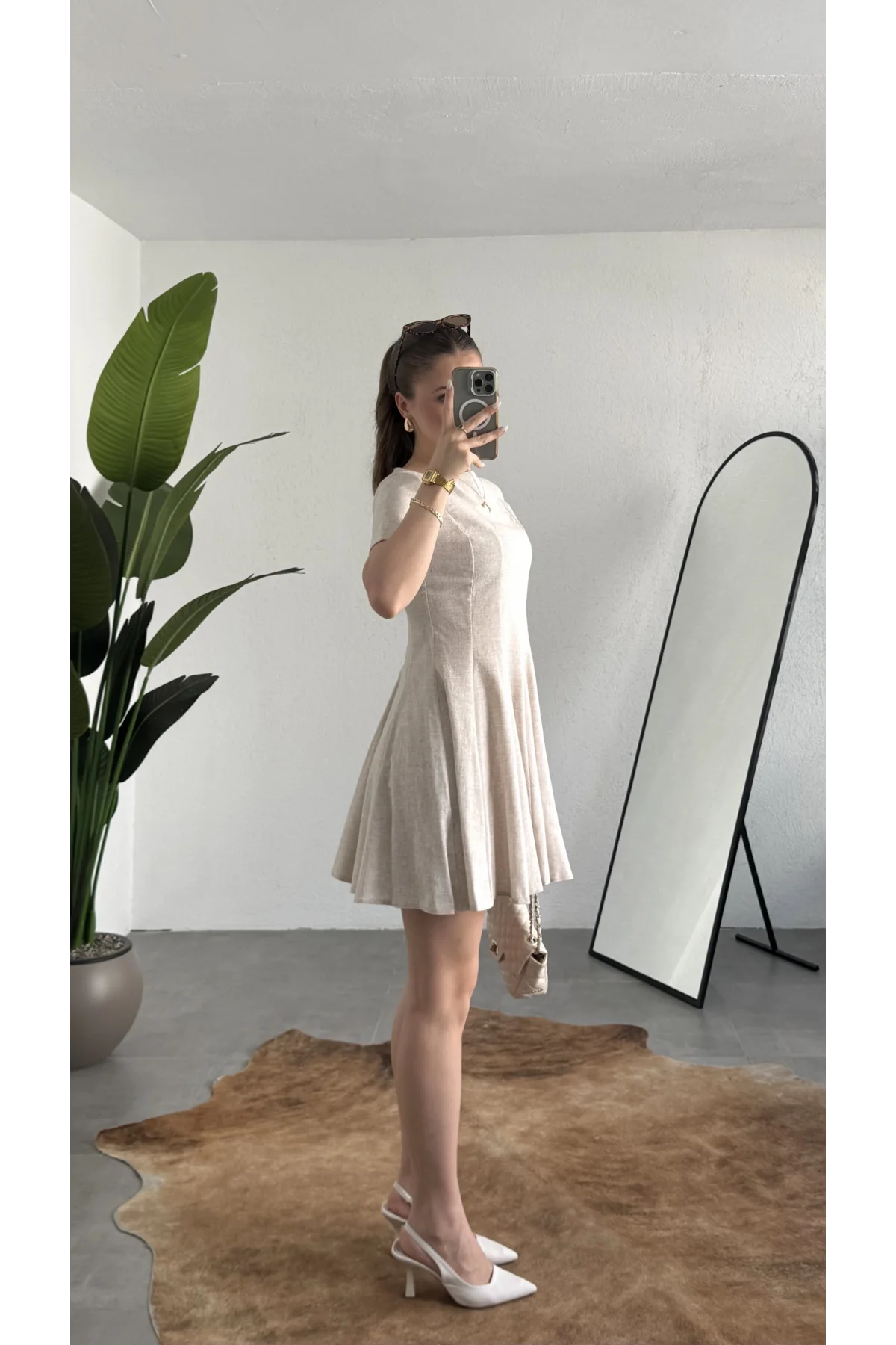 Kadın Bej Keten Görünümlü Kısa Kol Mini Elbise Bisiklet Yaka Fit & Flare Kadın Elbise