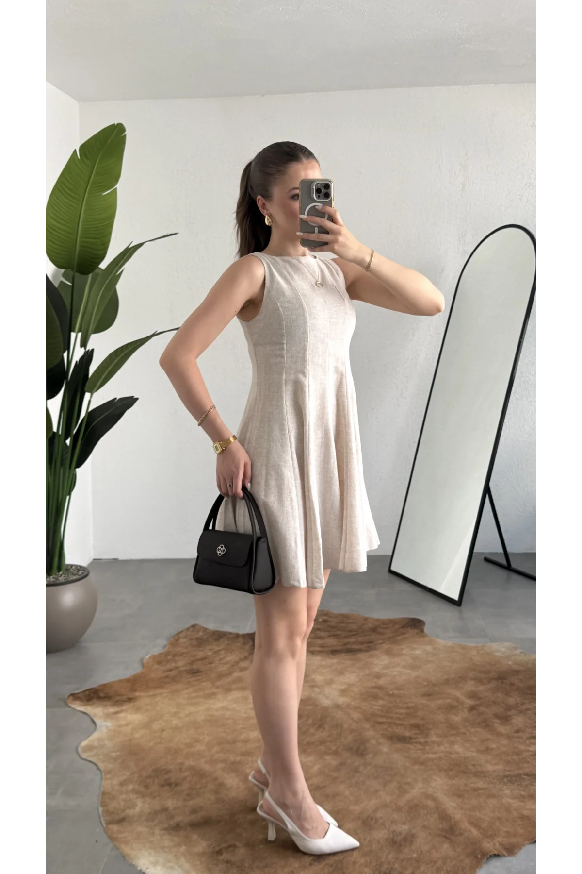 Kadın Bej Keten Görünümlü Kolsuz Mini Elbise Bisiklet Yaka Fit & Flare Kadın Elbise