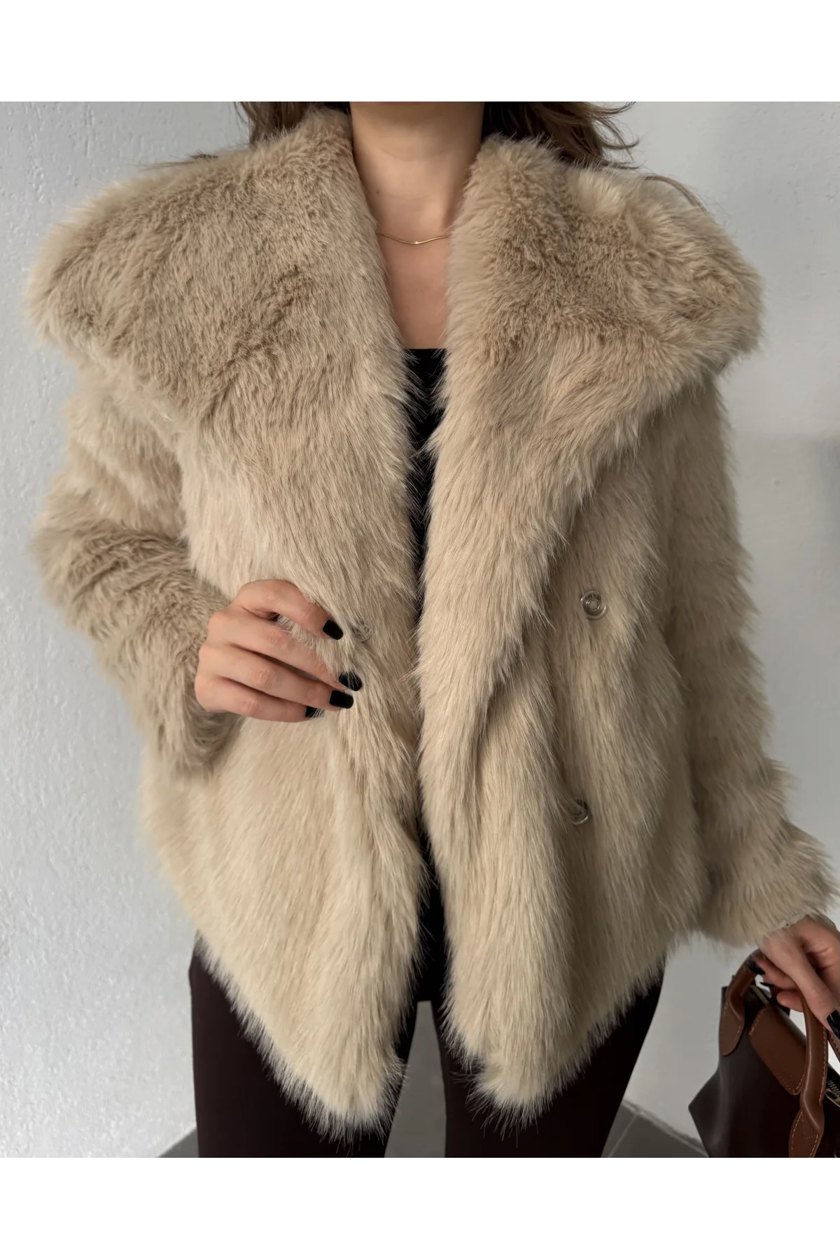 Kadın Bej Kürk Mont Kışlık Peluş Şık Model