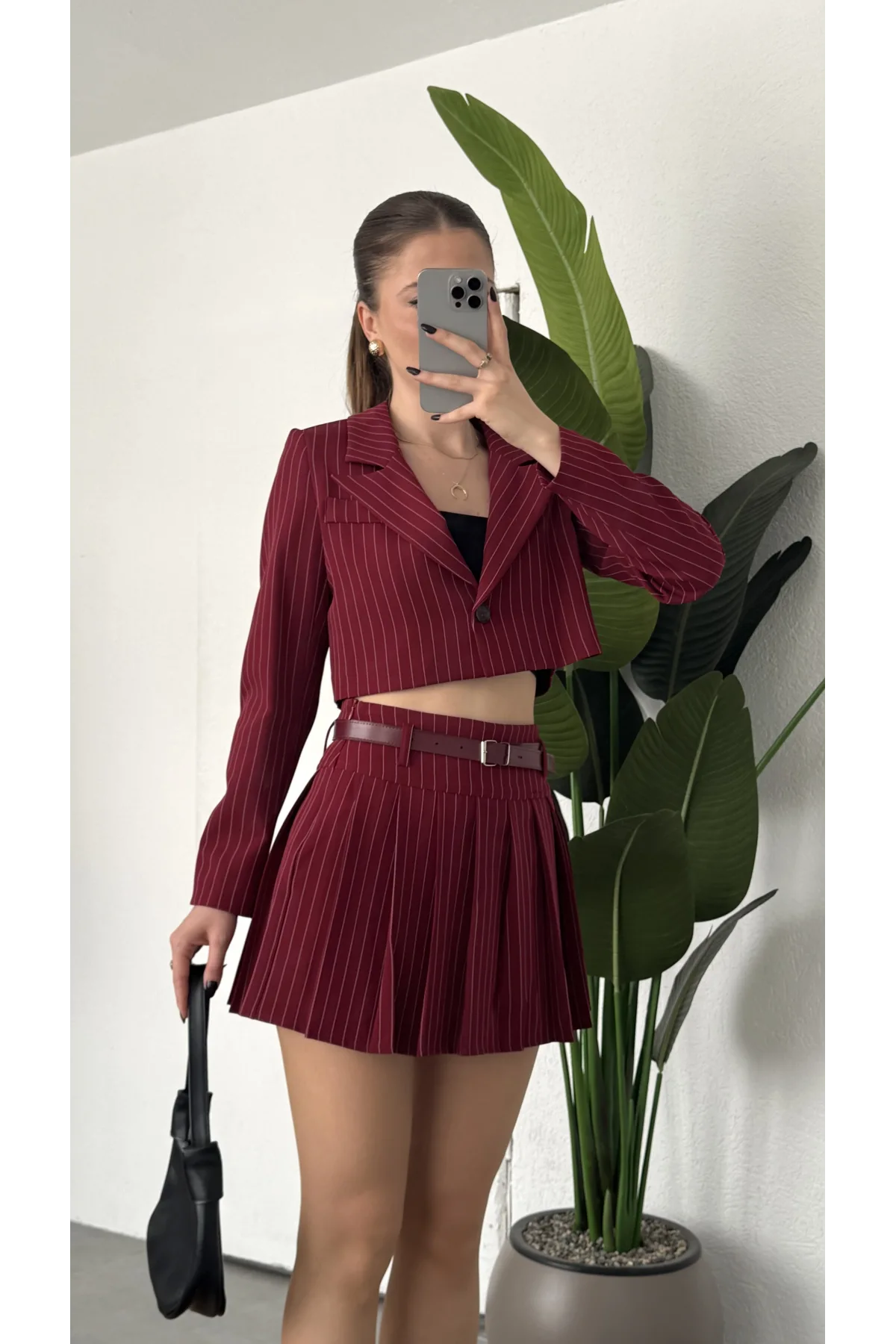 Kadın Bordo Çizgili Astarlı Tek Düğmeli Crop Ceket Kemerli Astarlı Pileli Etek Takım