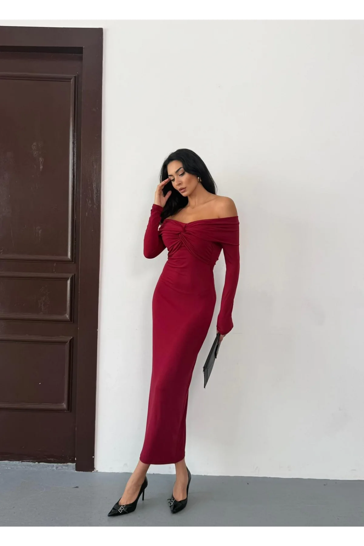 Kadın Bordo Madonna Yaka Düğümlü Uzun Kollu Midi Boy Elbise