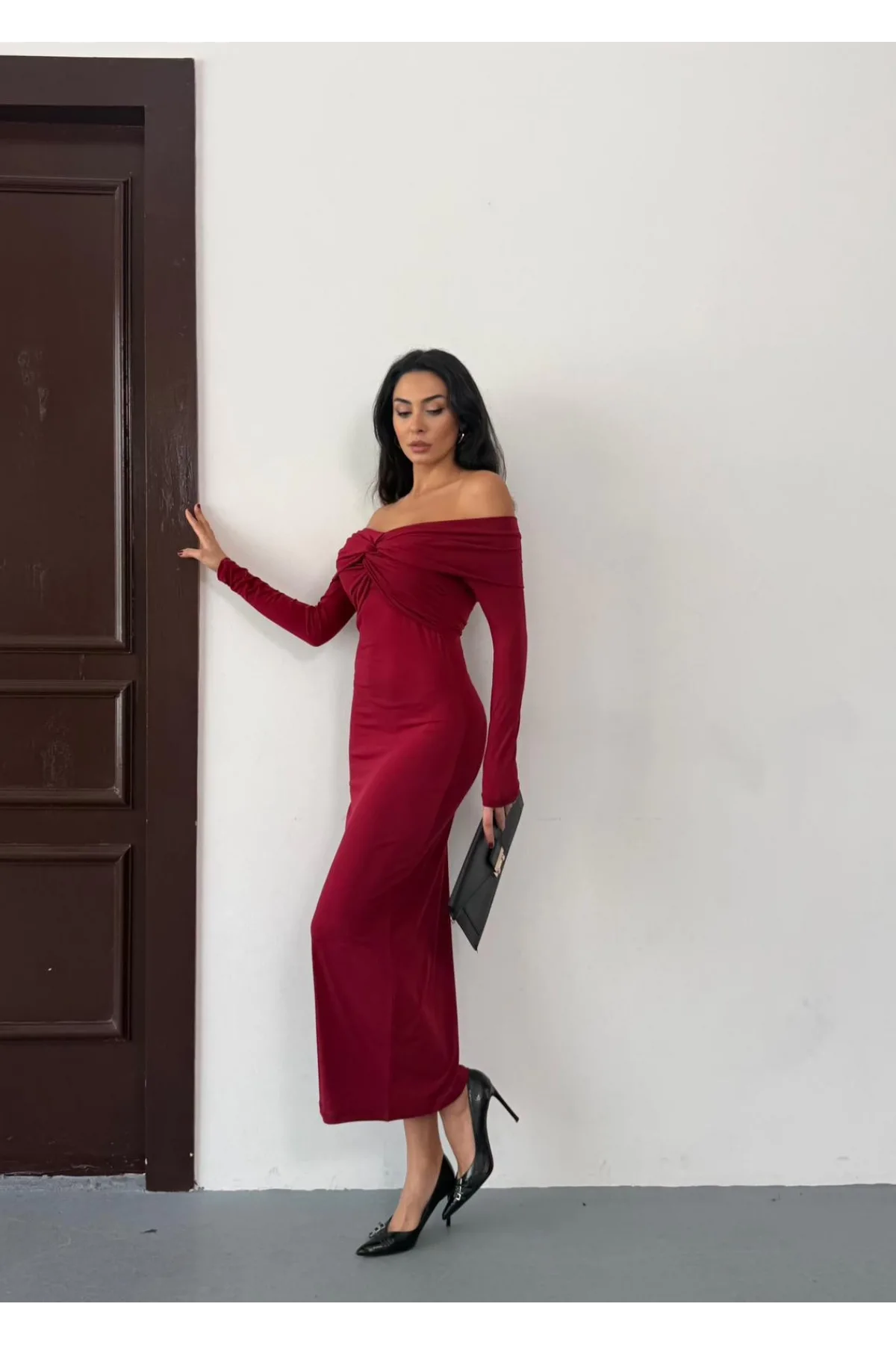 Kadın Bordo Madonna Yaka Düğümlü Uzun Kollu Midi Boy Elbise