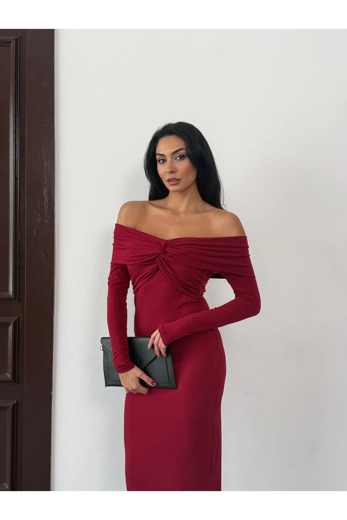 Kadın Bordo Madonna Yaka Düğümlü Uzun Kollu Midi Boy Elbise