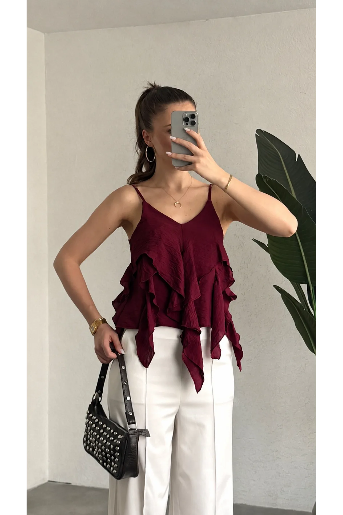 Kadın Bordo Volan Detaylı Askılı Bluz Salaş Şifon Görünümlü Fırfırlı Bluz