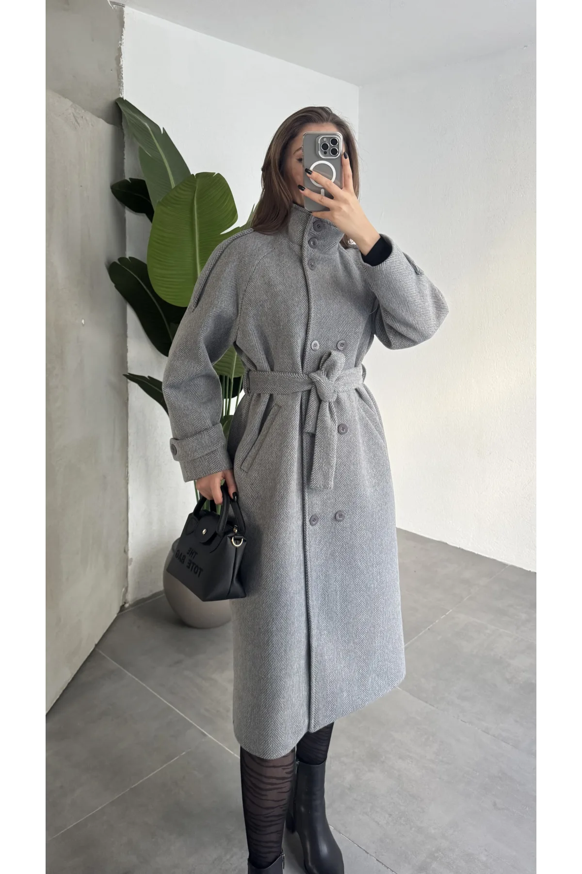 Kadın Gri Dik Yaka Kemerli Kaşe Kaban Uzun Kışlık
