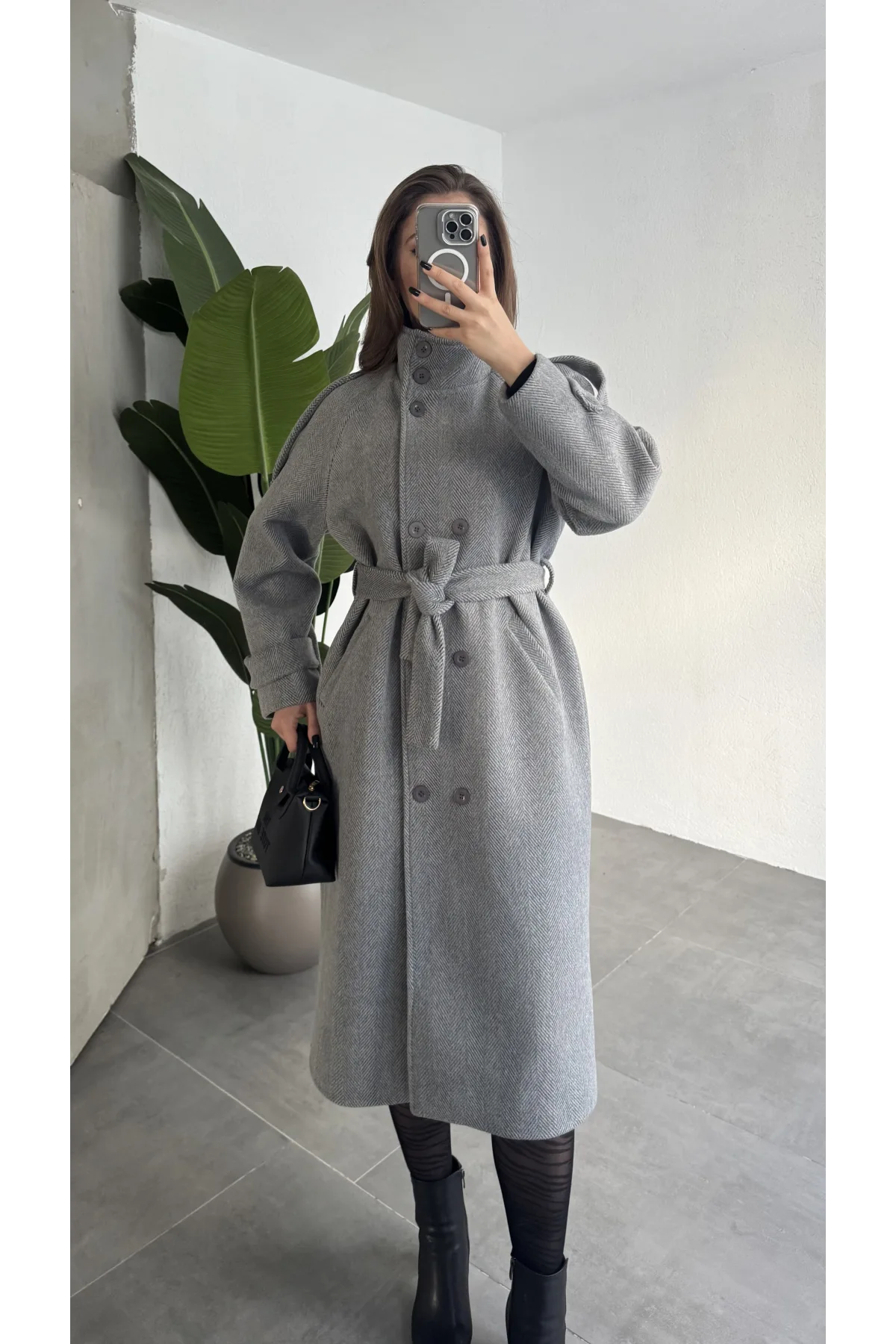 Kadın Gri Dik Yaka Kemerli Kaşe Kaban Uzun Kışlık