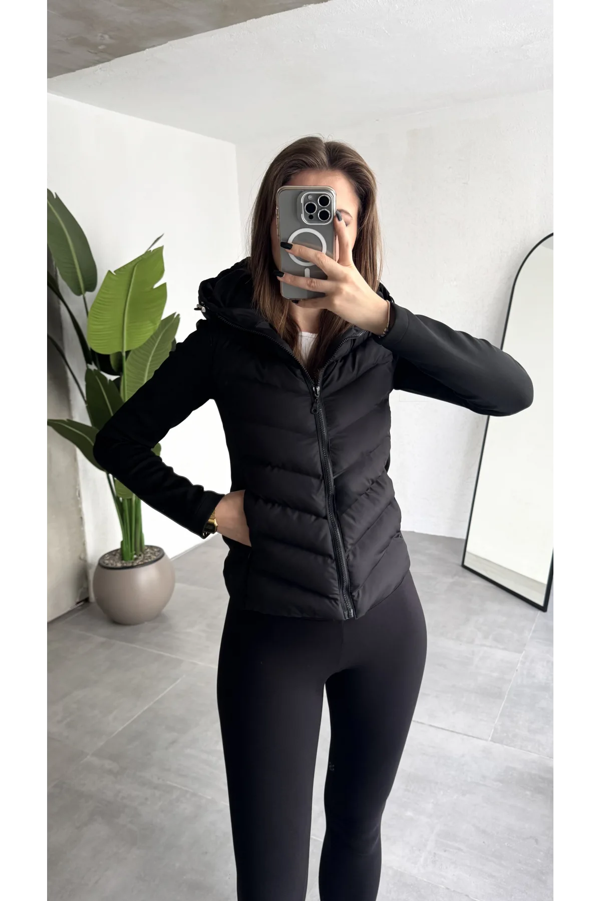 Kadın Kapüşonlu Şişme Range Mont Fermuarlı Siyah