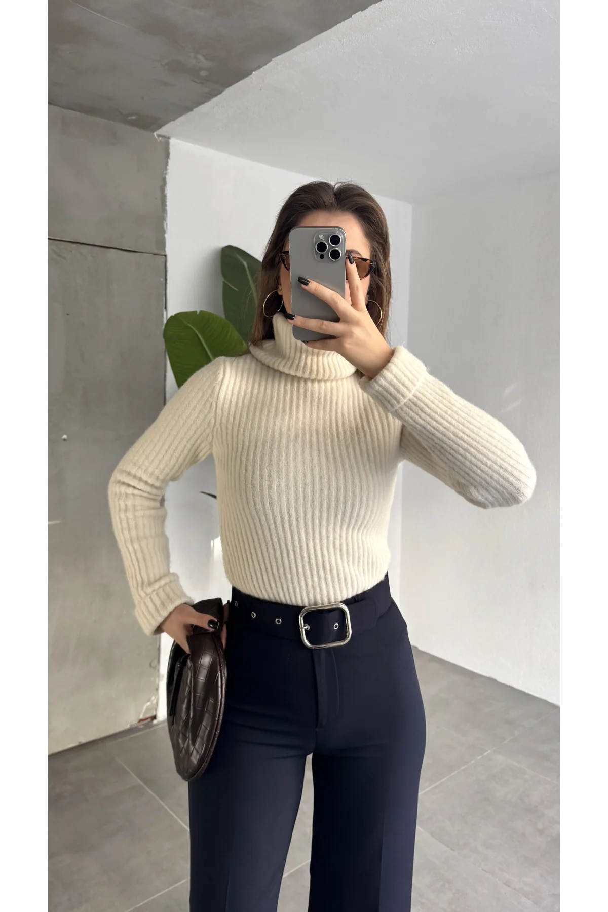 Kadın Kemerli Yüksek Bel Geniş Paça Kumaş Pantolon Lacivert