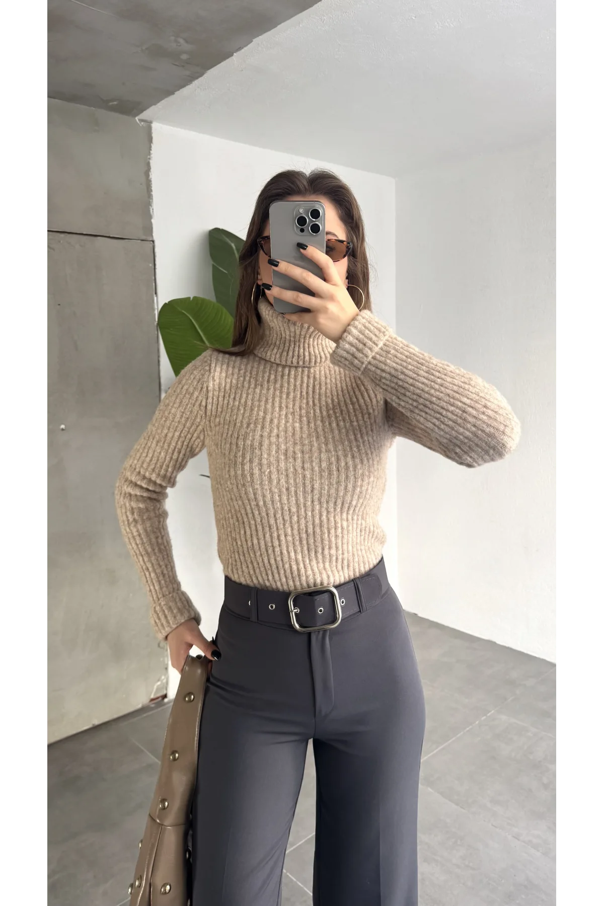 Kadın Kemerli Yüksek Bel Geniş Paça Kumaş Pantolon Antrasit