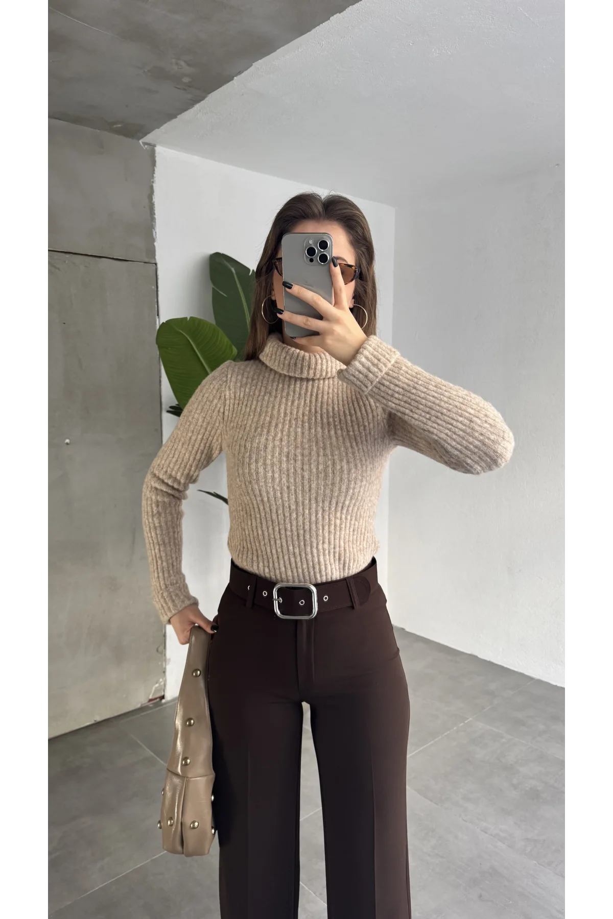 Kadın Kemerli Yüksek Bel Geniş Paça Kumaş Pantolon Kahverengi