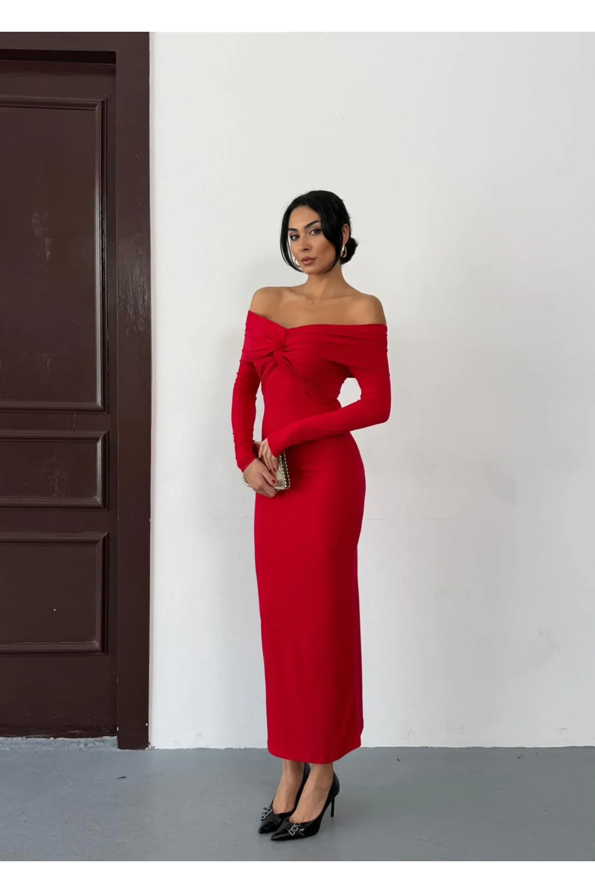 Kadın Kırmızı Madonna Yaka Düğümlü Uzun Kollu Midi Boy Elbise