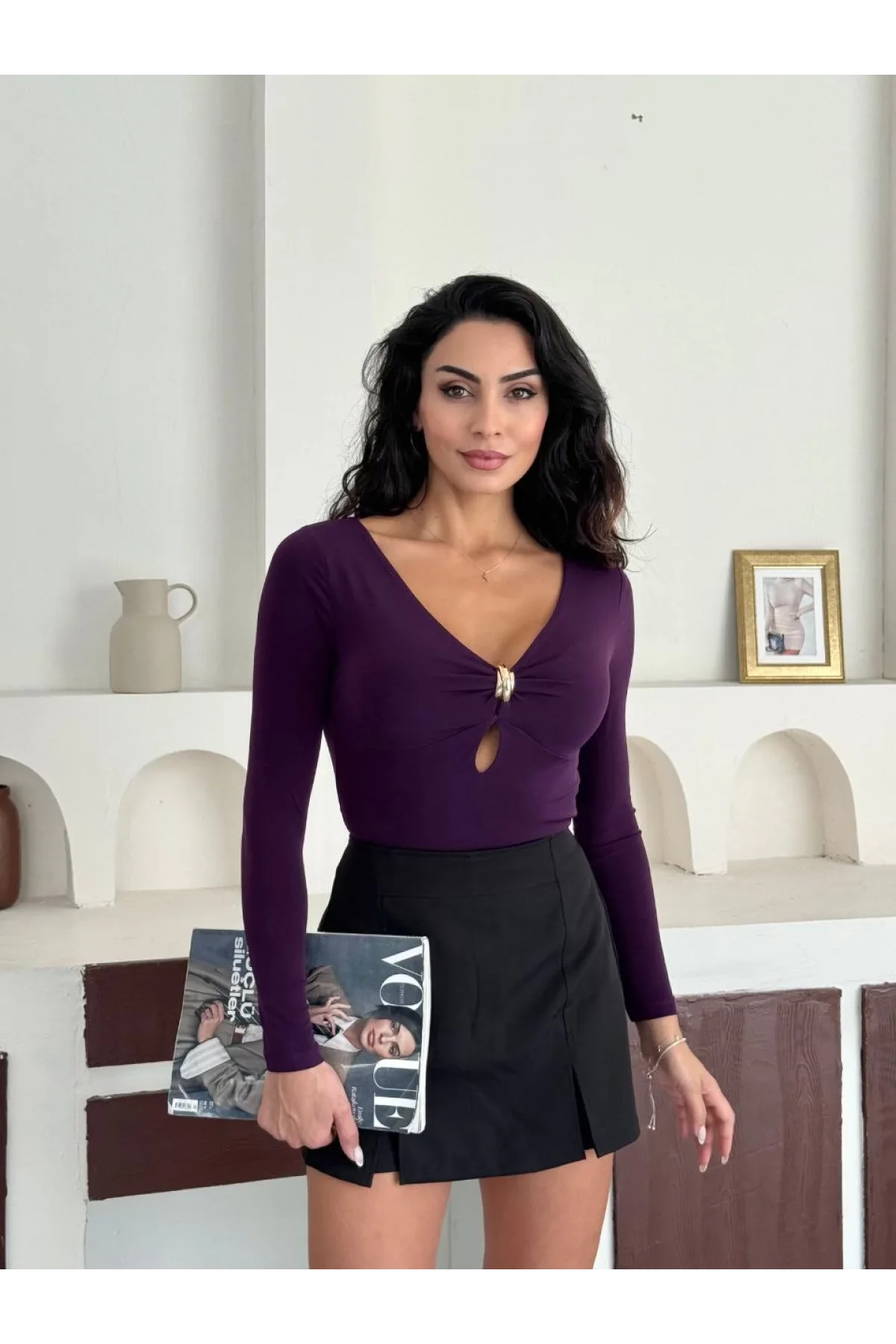 Mor Damla Yaka Aksesuarlı Sandy Bluz