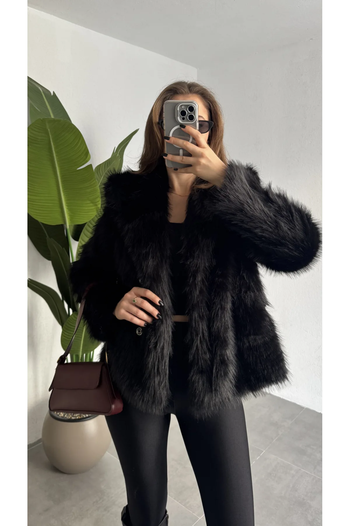 Kadın Siyah Kürk Mont Kışlık Peluş Şık Model