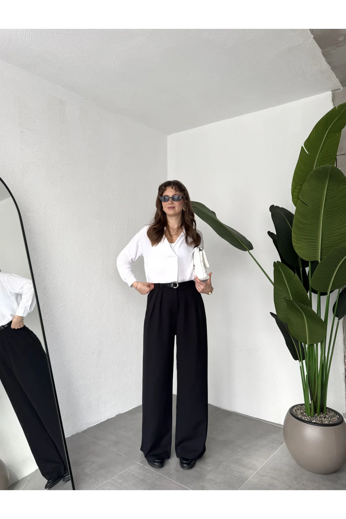 Kadın Siyah Pileli Yüksek Bel Bol Paça Ekstra Bol Palazzo Kumaş Pantolon