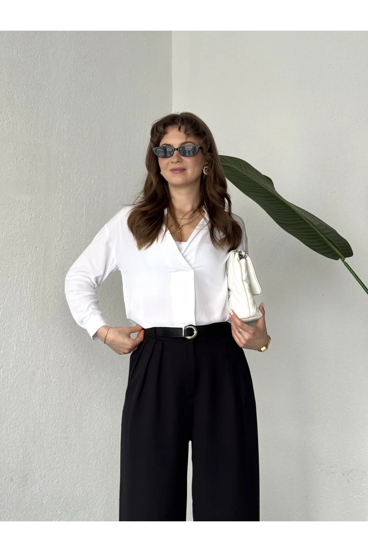 Kadın Siyah Pileli Yüksek Bel Bol Paça Ekstra Bol Palazzo Kumaş Pantolon