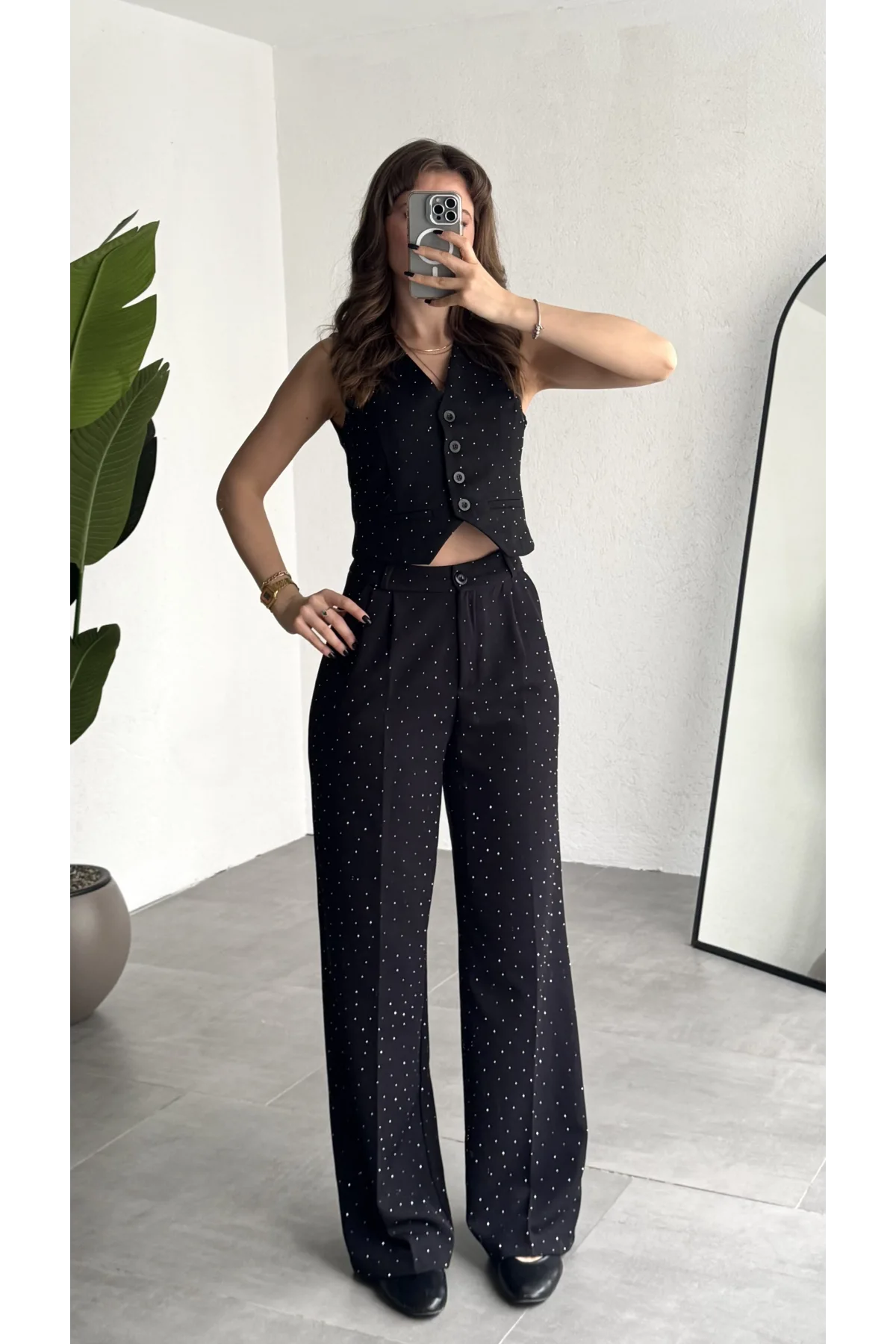 Kadın Siyah Taşlı Pırıltılı Yüksek Bel Bol Paça Pileli Palazzo Pantolon