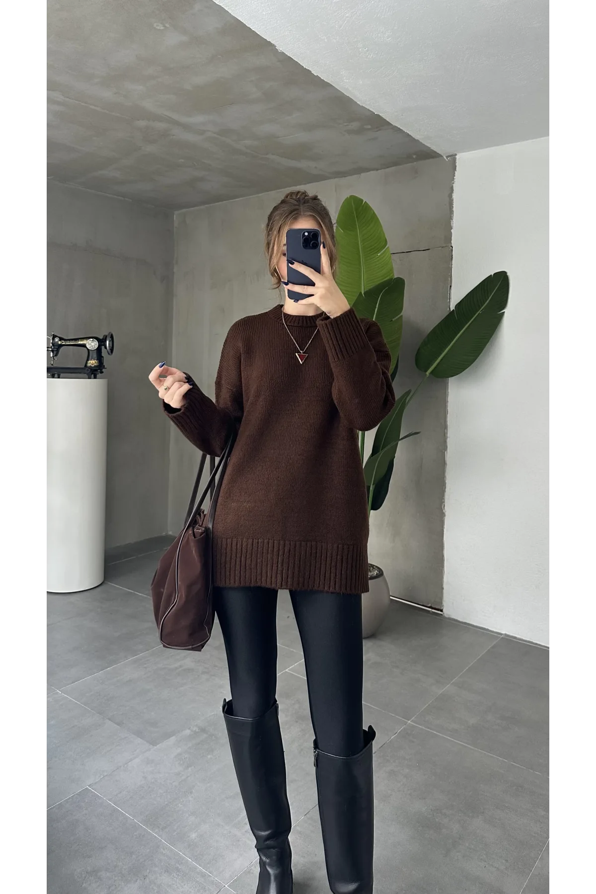 Kahverengi Bisiklet Yaka Tam Salaş Oversize Uzun Triko Kazak